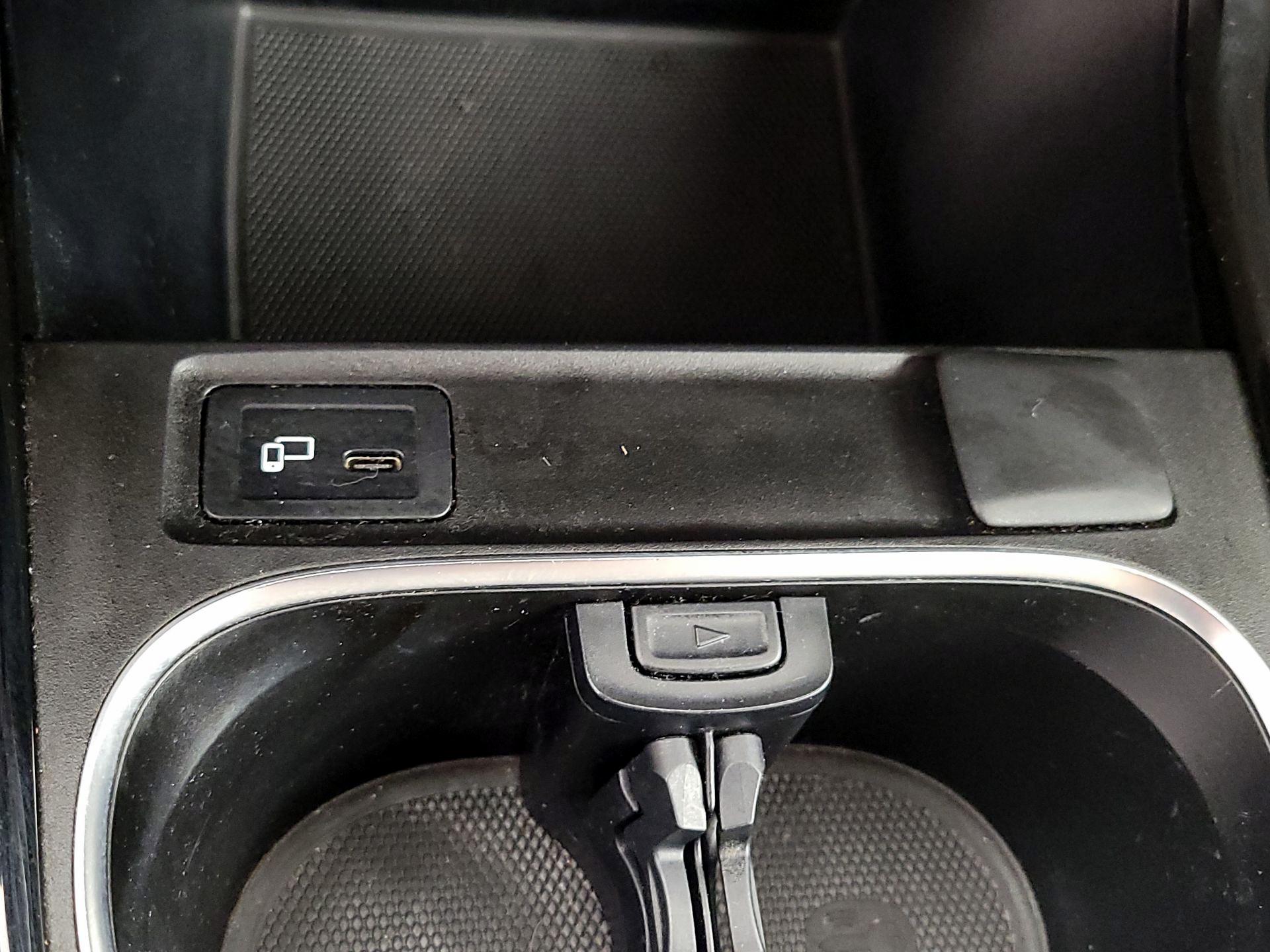 Thumbnail: 2020 Mercedes-Benz A-Class - 18