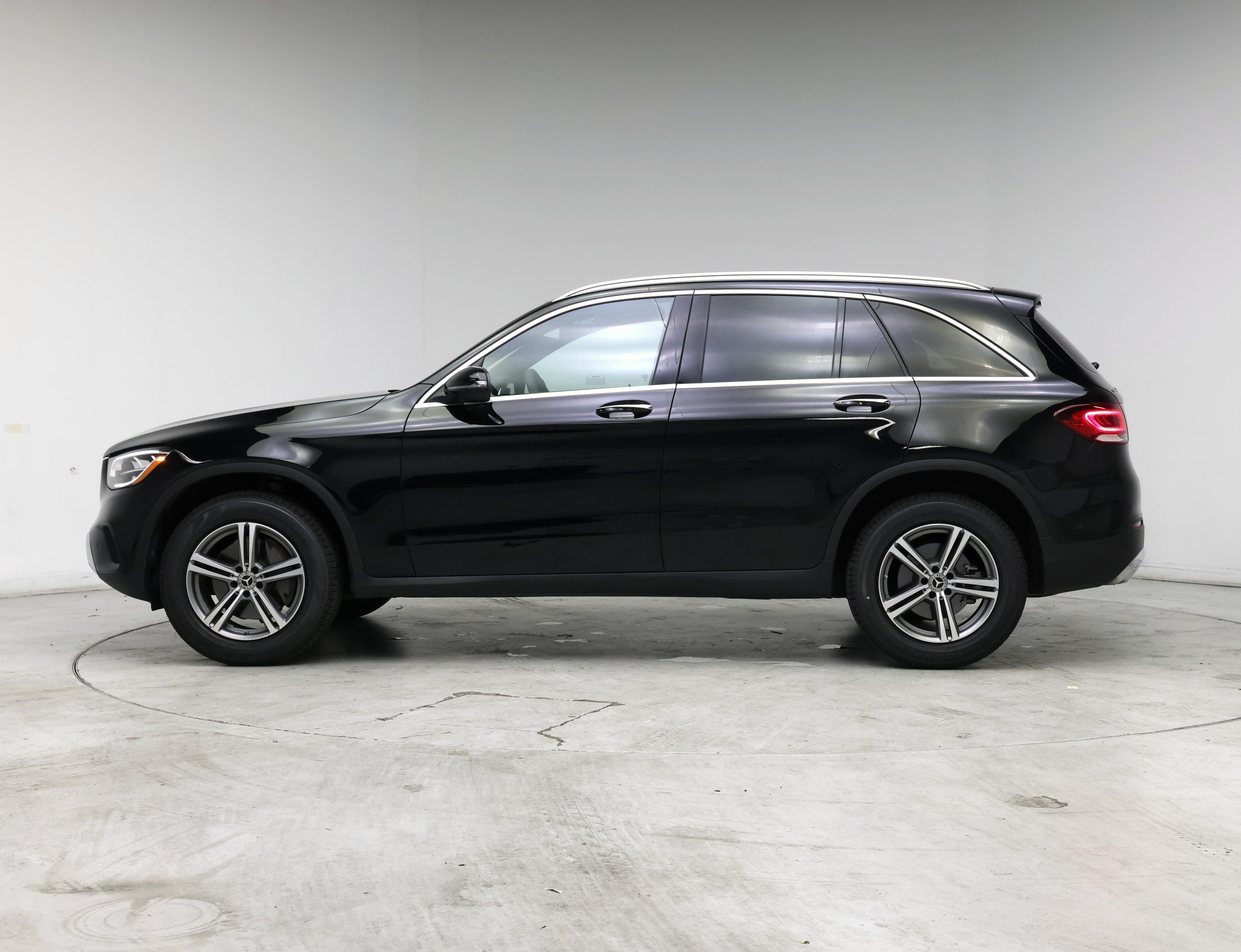 Thumbnail: 2020 Mercedes-Benz GLC - 3