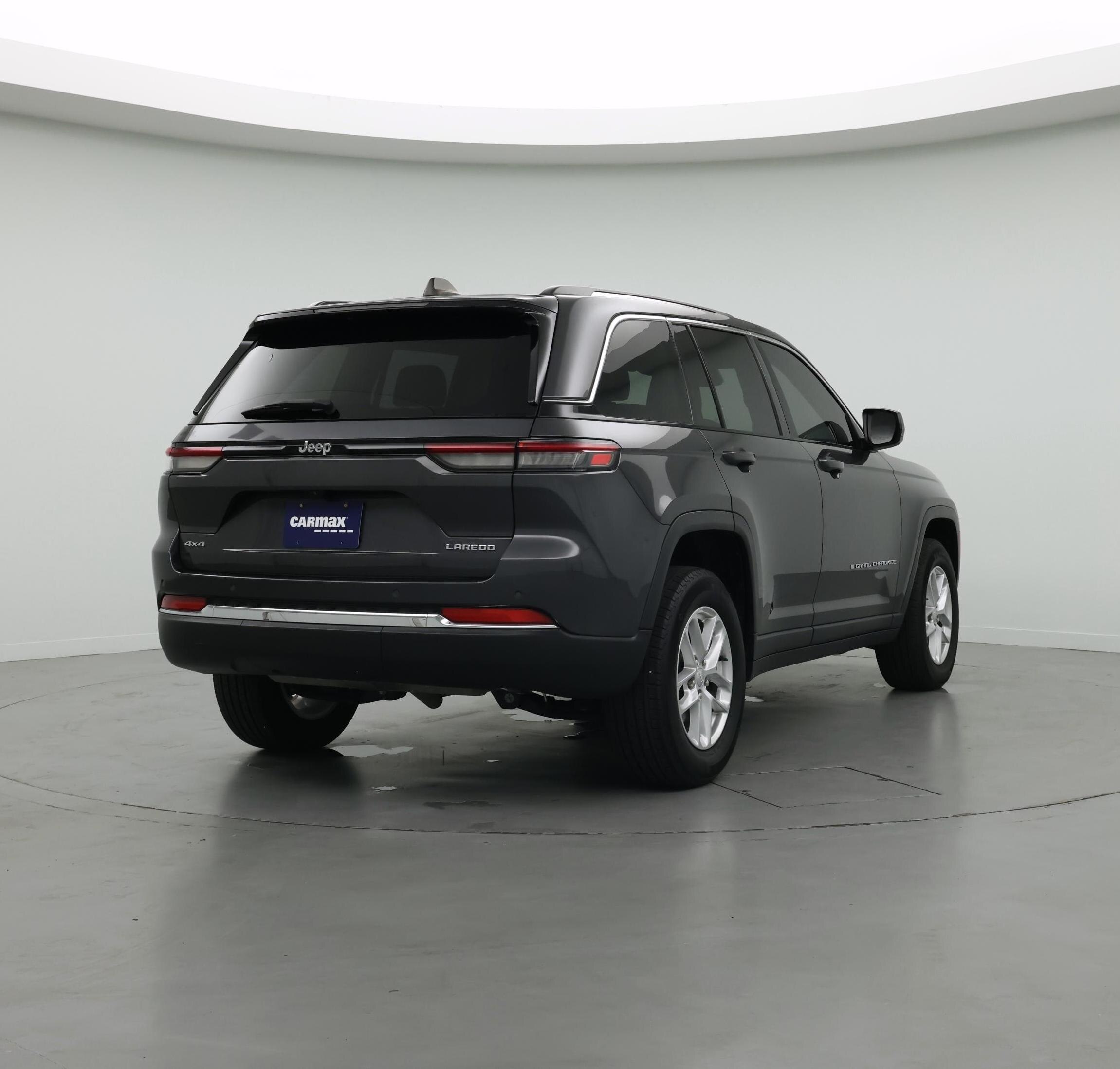 Thumbnail: 2023 Jeep Grand Cherokee - 8