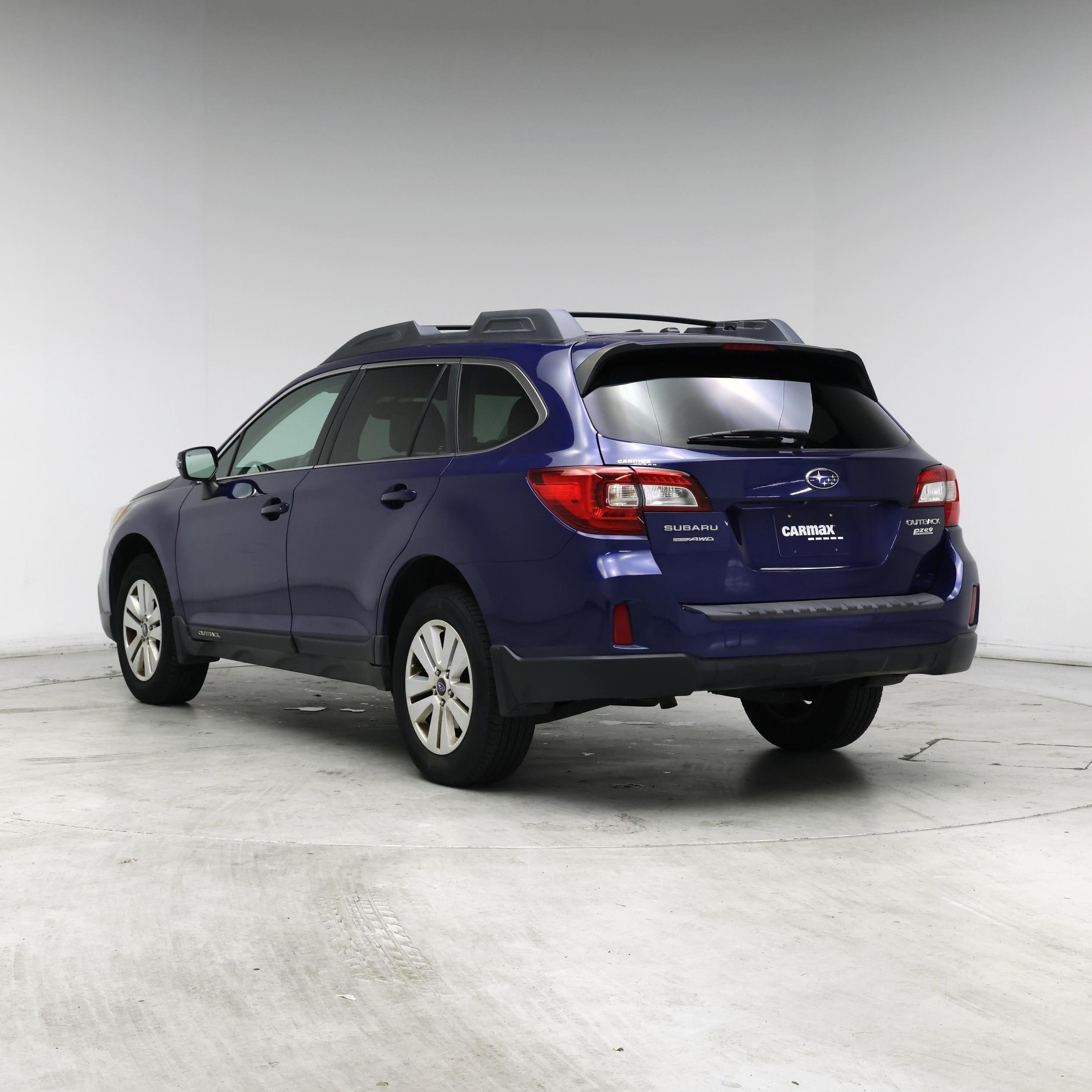 Thumbnail: 2015 Subaru Outback - 2