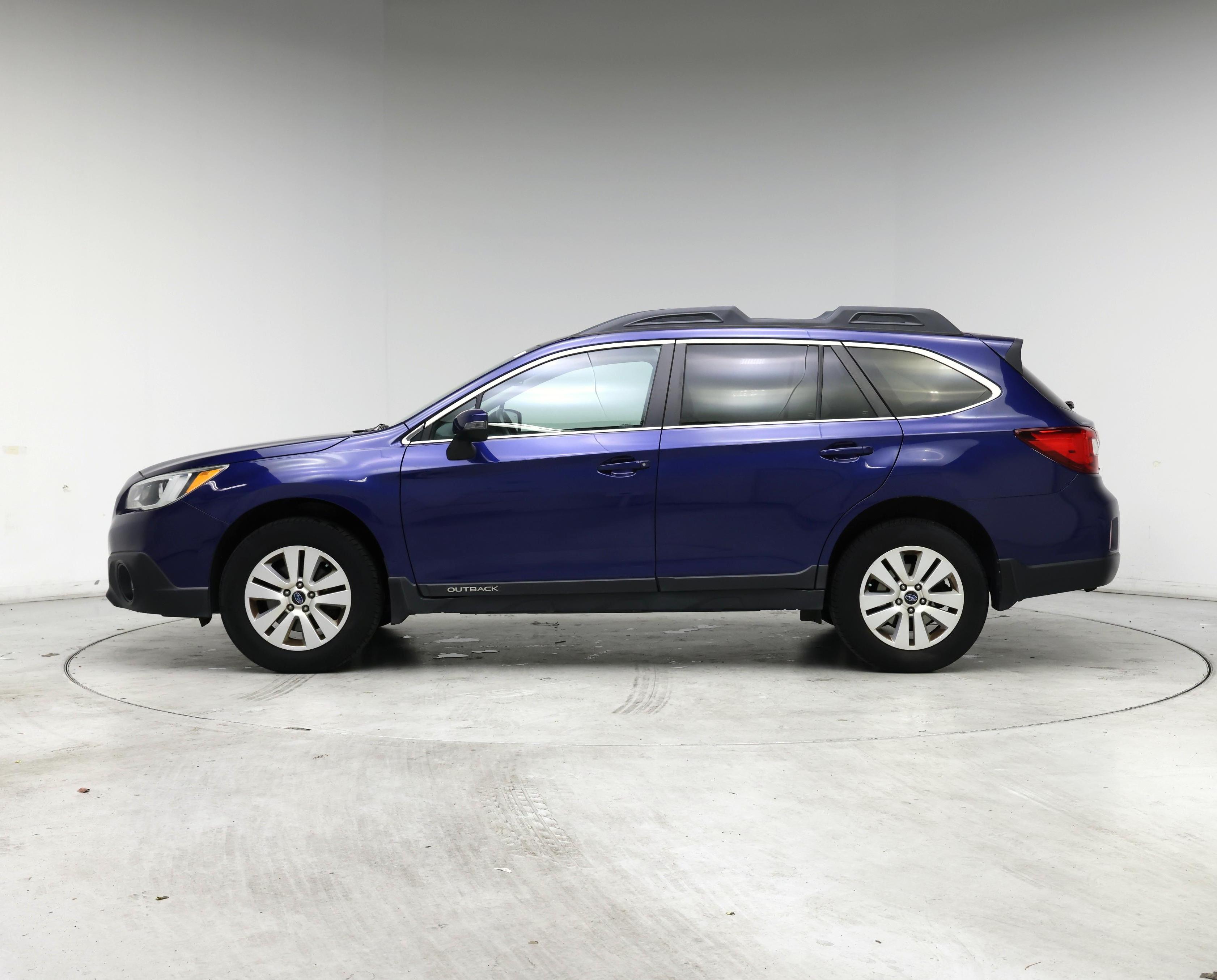 Thumbnail: 2015 Subaru Outback - 3