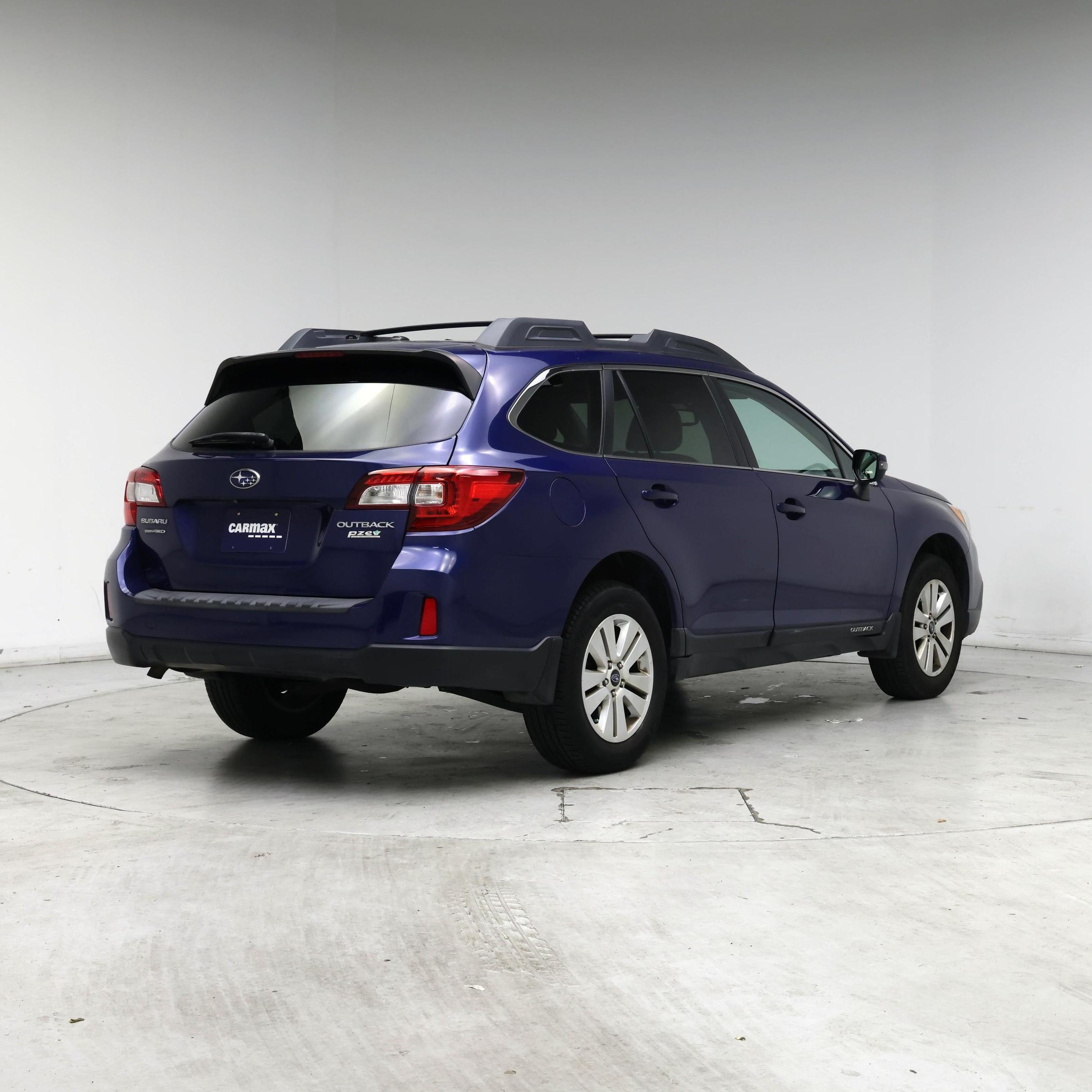 Thumbnail: 2015 Subaru Outback - 8