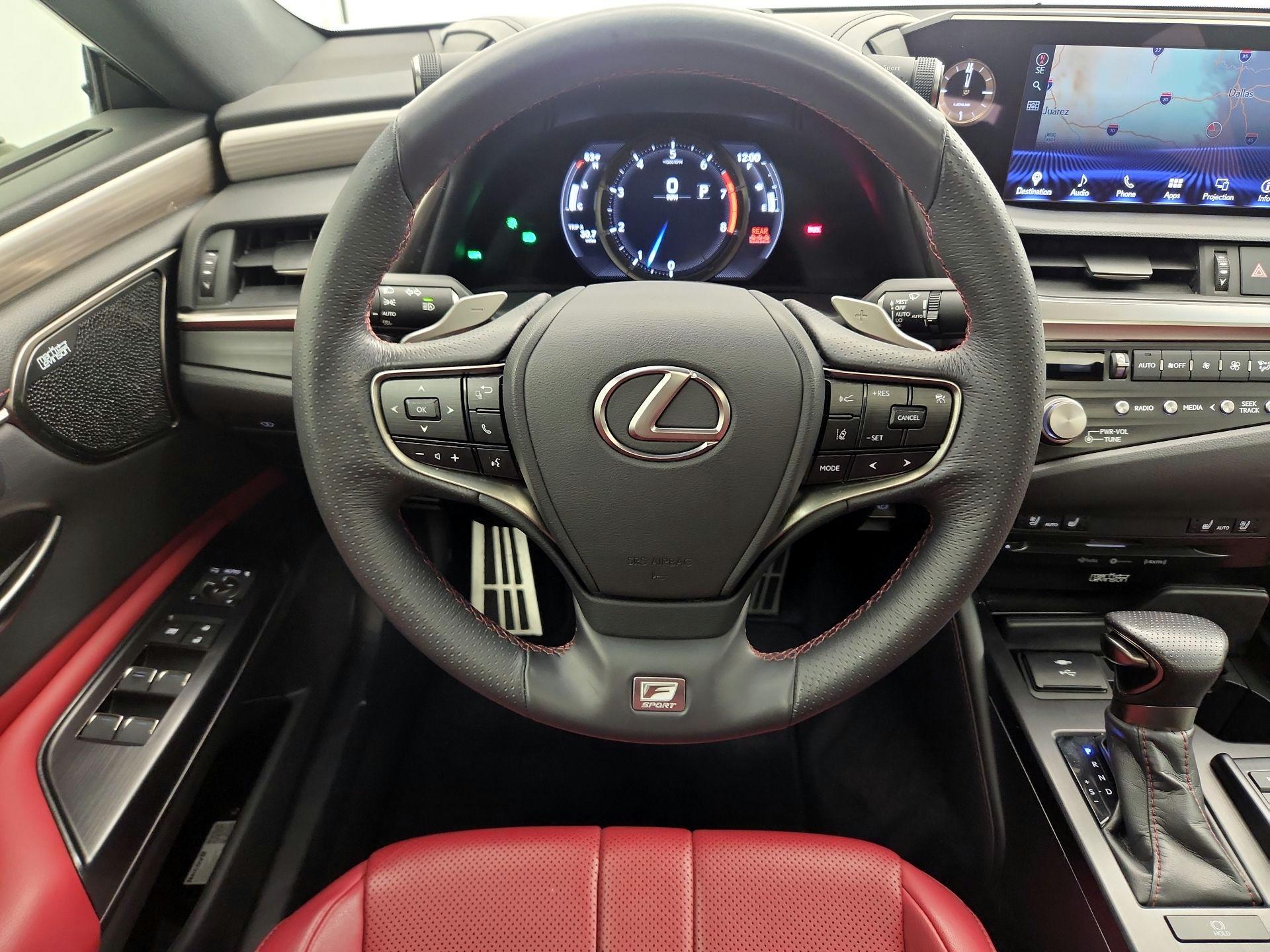 Thumbnail: 2021 Lexus ES - 10