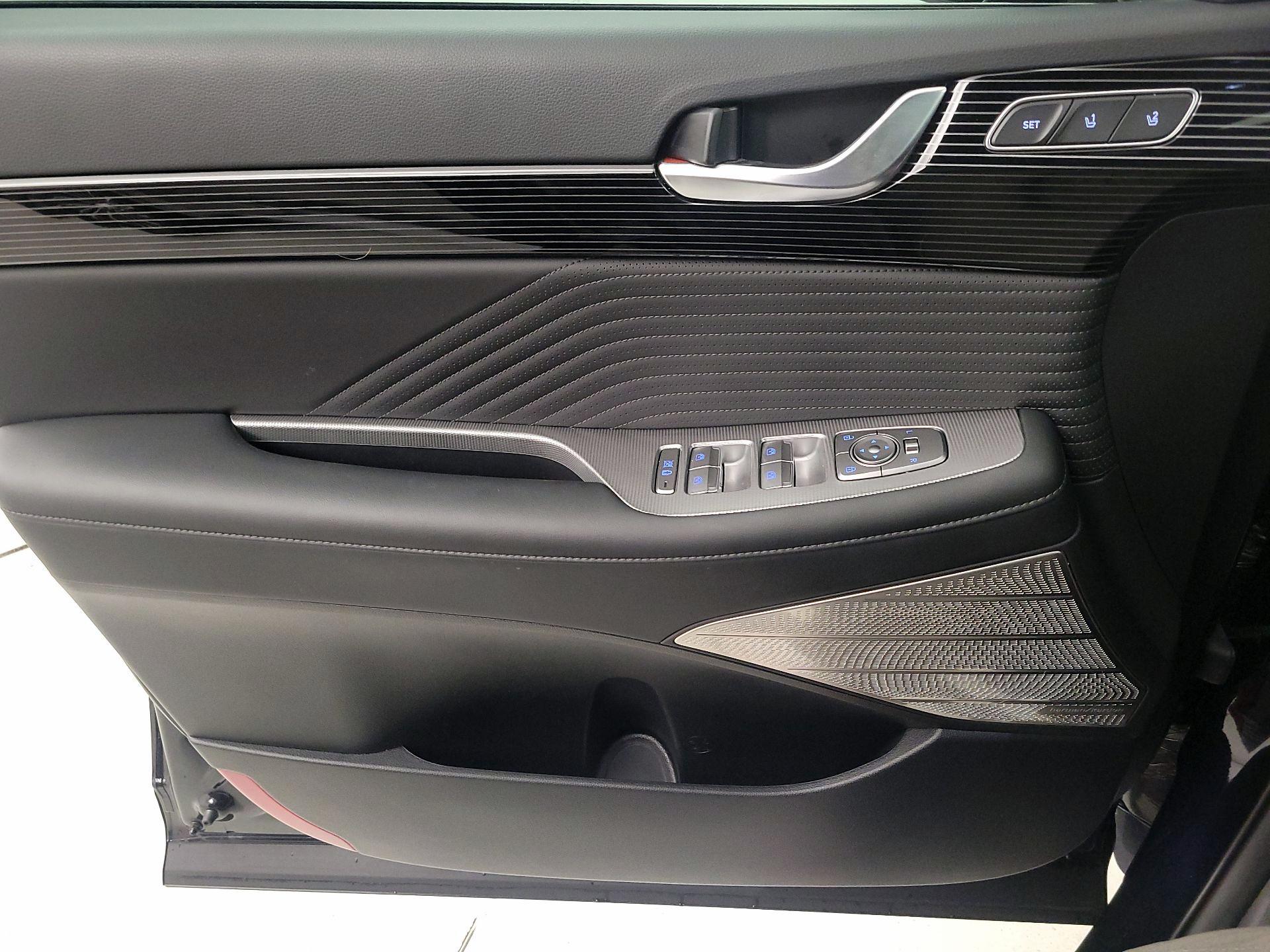 Thumbnail: 2024 Hyundai Palisade - 12