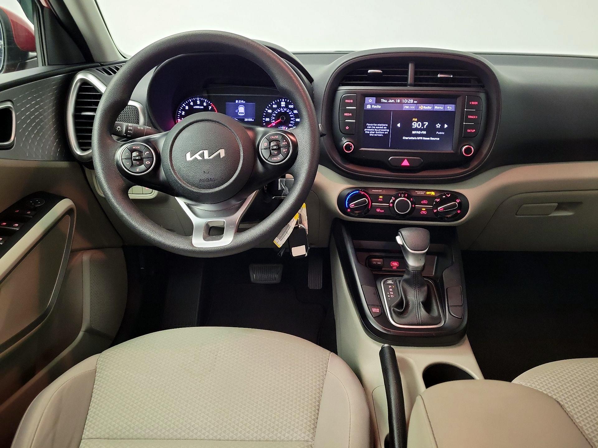 Thumbnail: 2022 Kia Soul - 10