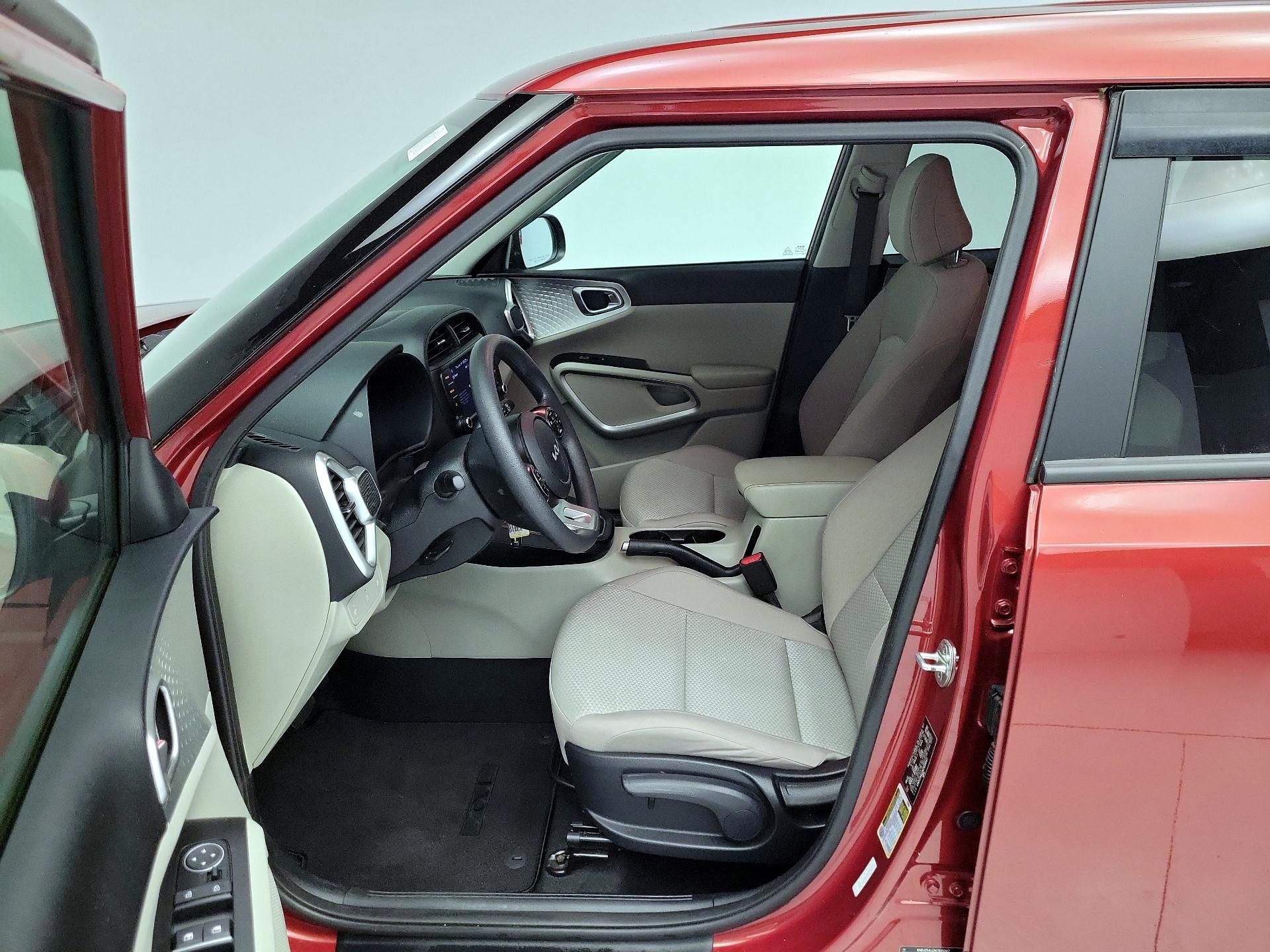 Thumbnail: 2022 Kia Soul - 11