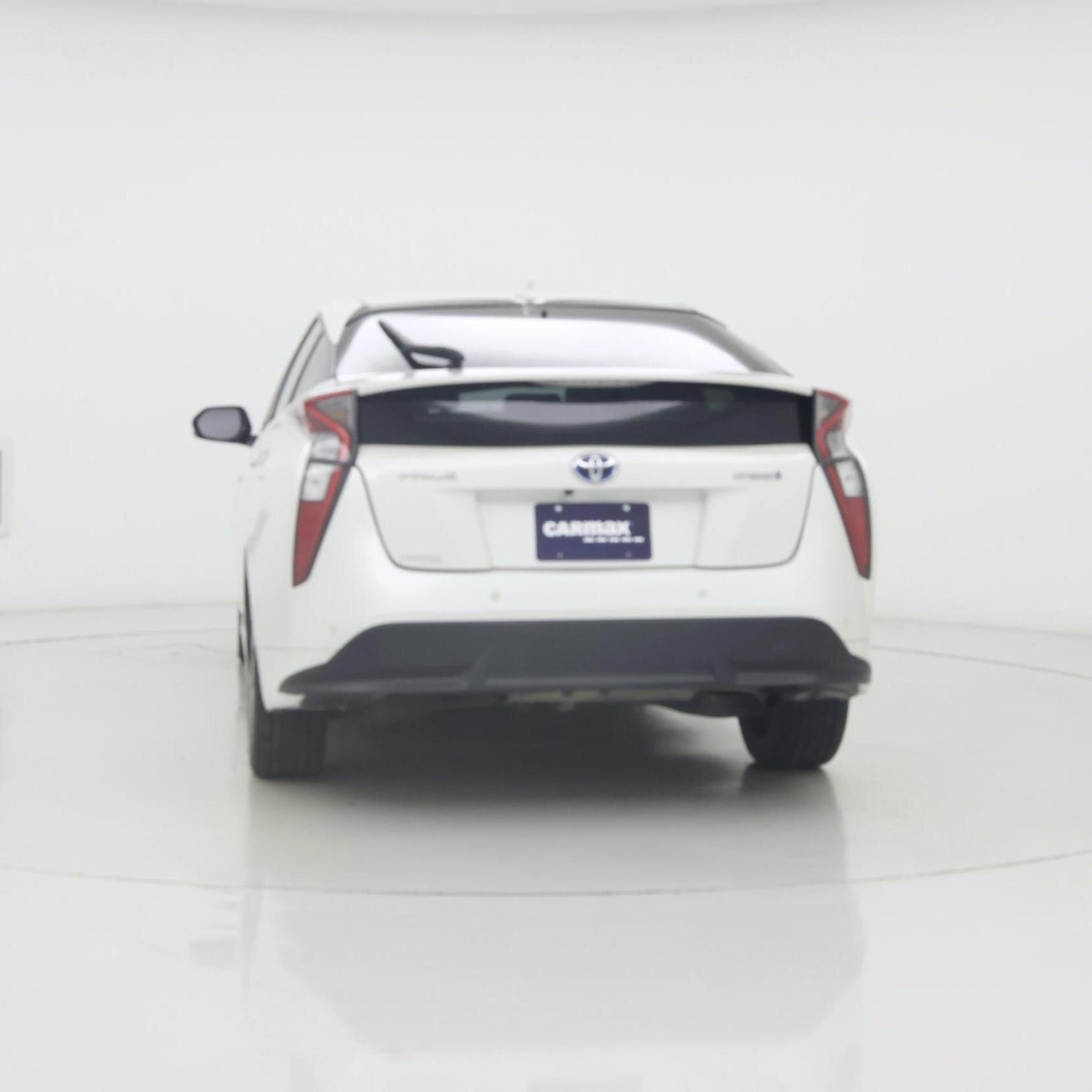 Thumbnail: 2017 Toyota Prius - 6