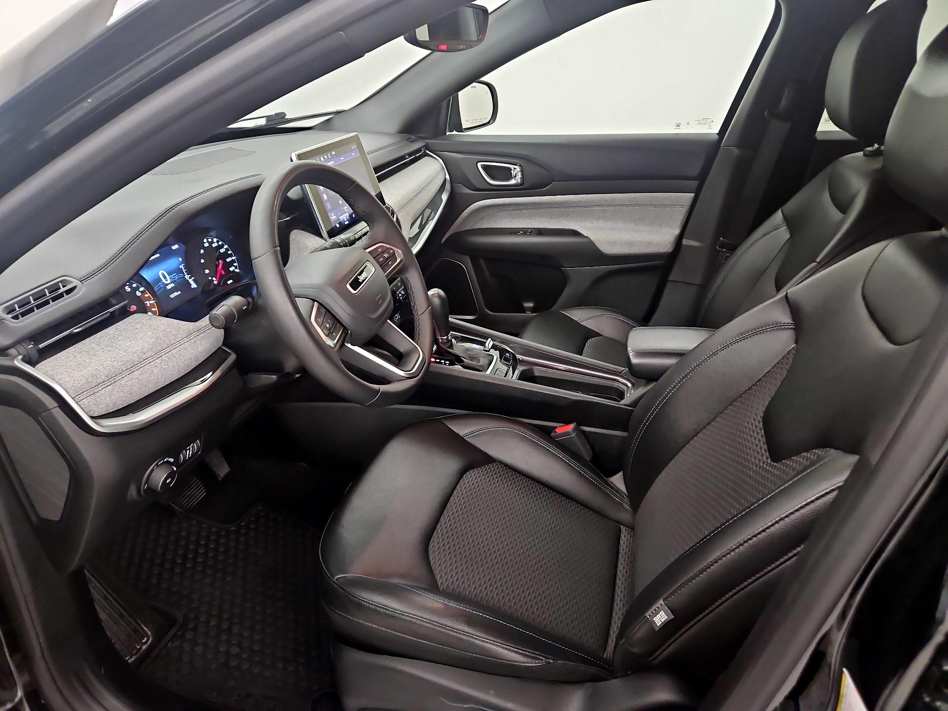 Thumbnail: 2024 Jeep Compass - 11