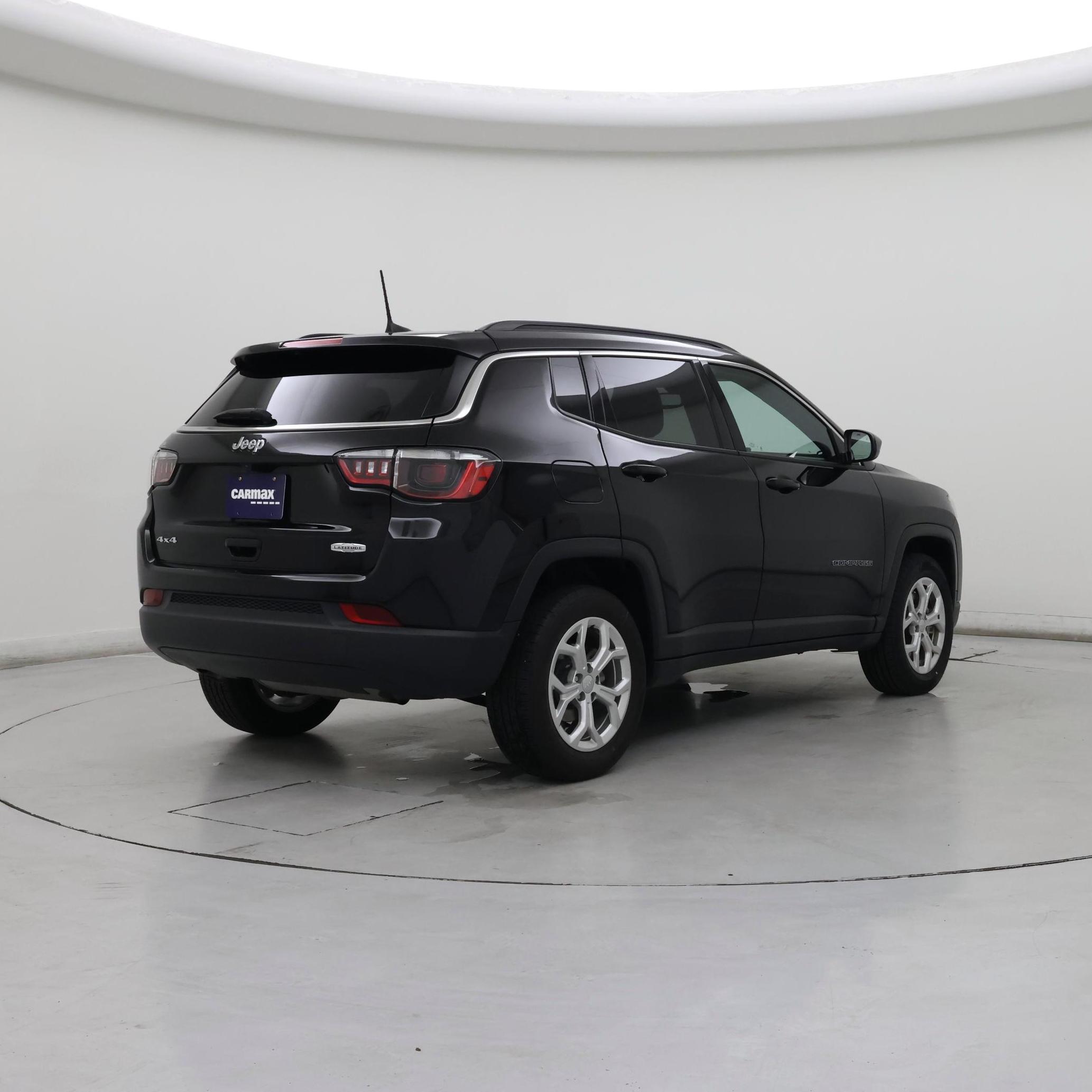 Thumbnail: 2024 Jeep Compass - 8
