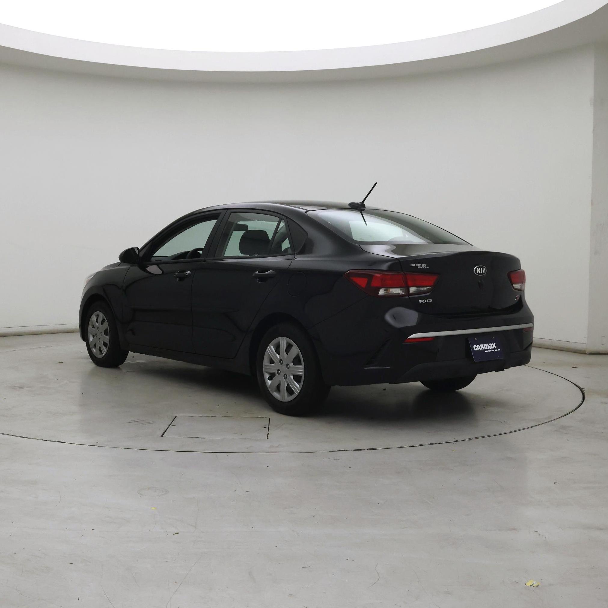 Thumbnail: 2021 Kia Rio - 2