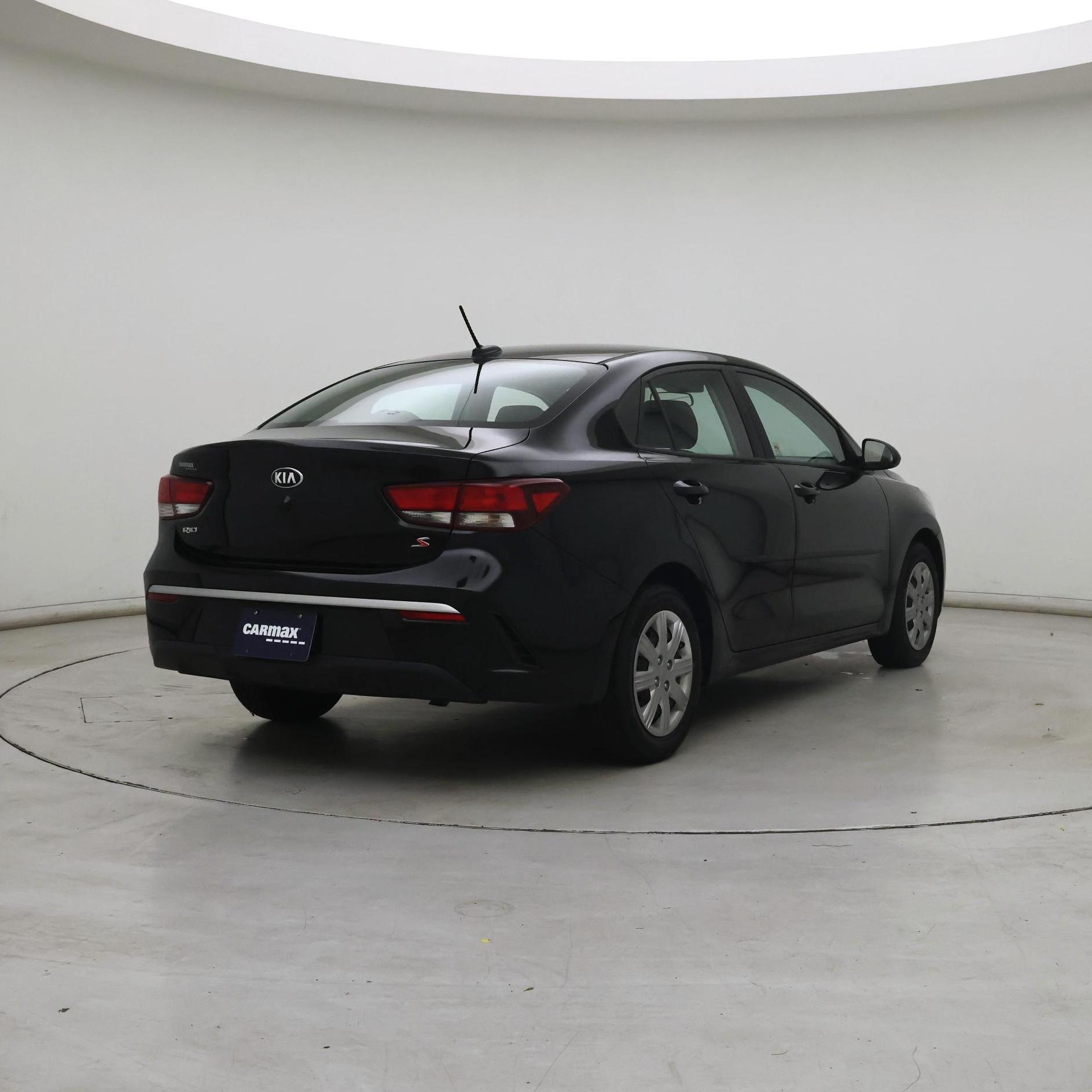 Thumbnail: 2021 Kia Rio - 8