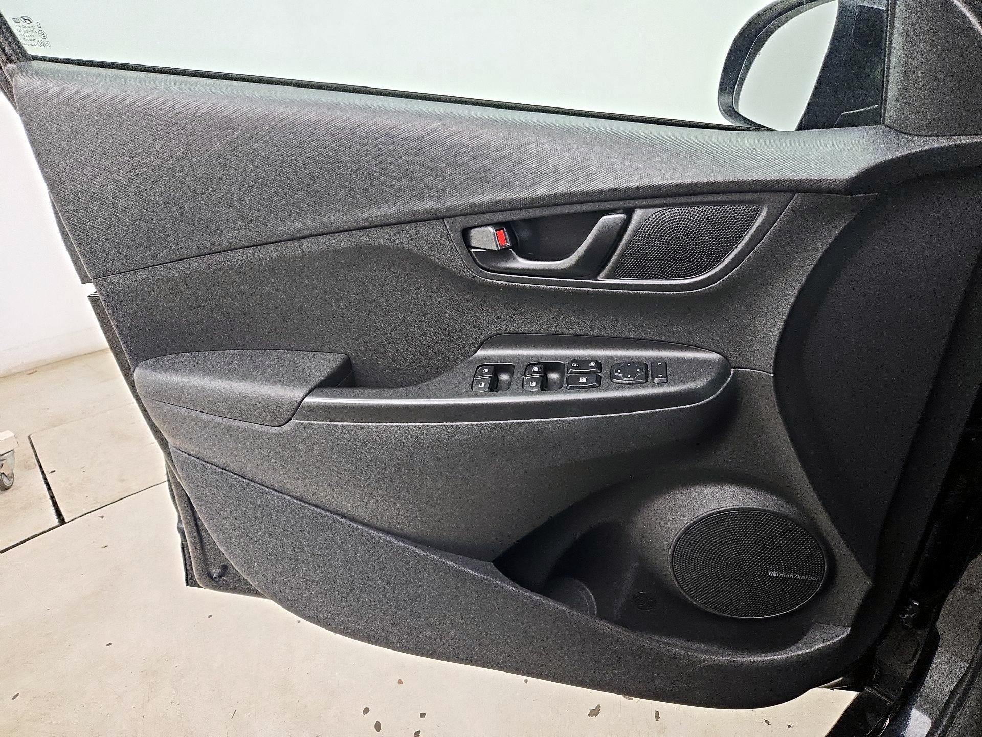 Thumbnail: 2022 Hyundai Kona - 12
