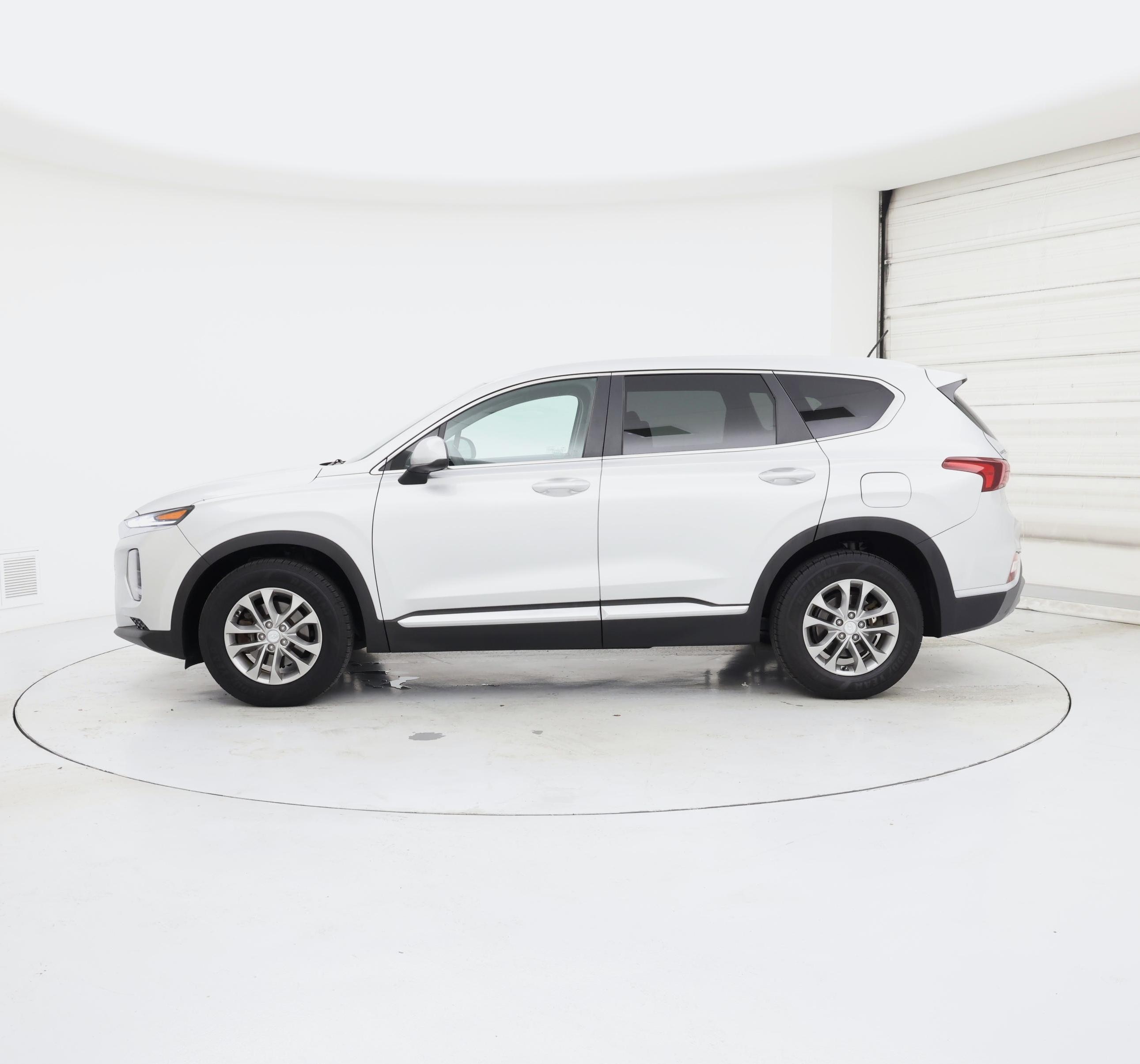 Thumbnail: 2020 Hyundai Santa Fe - 3