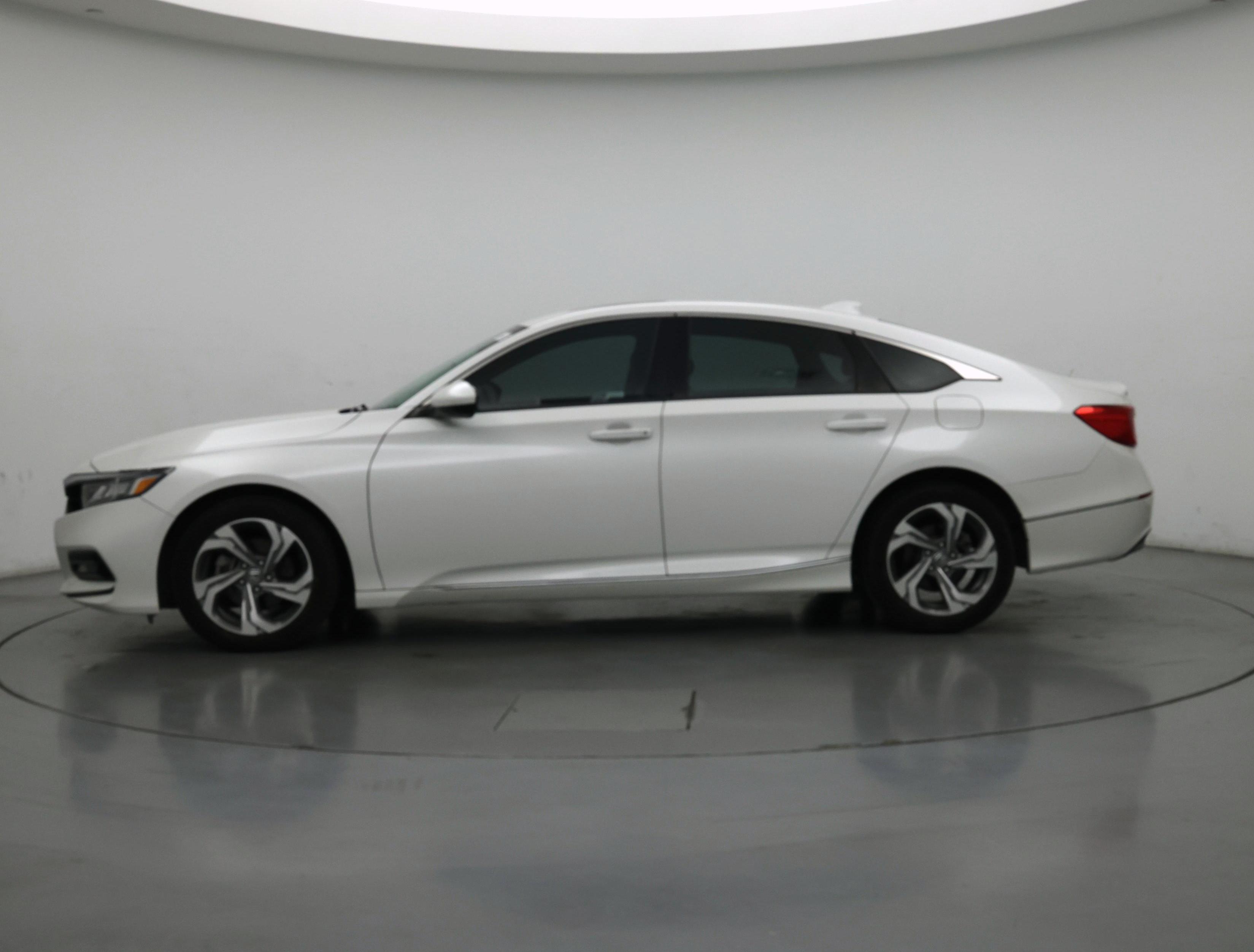 Thumbnail: 2018 Honda Accord - 3