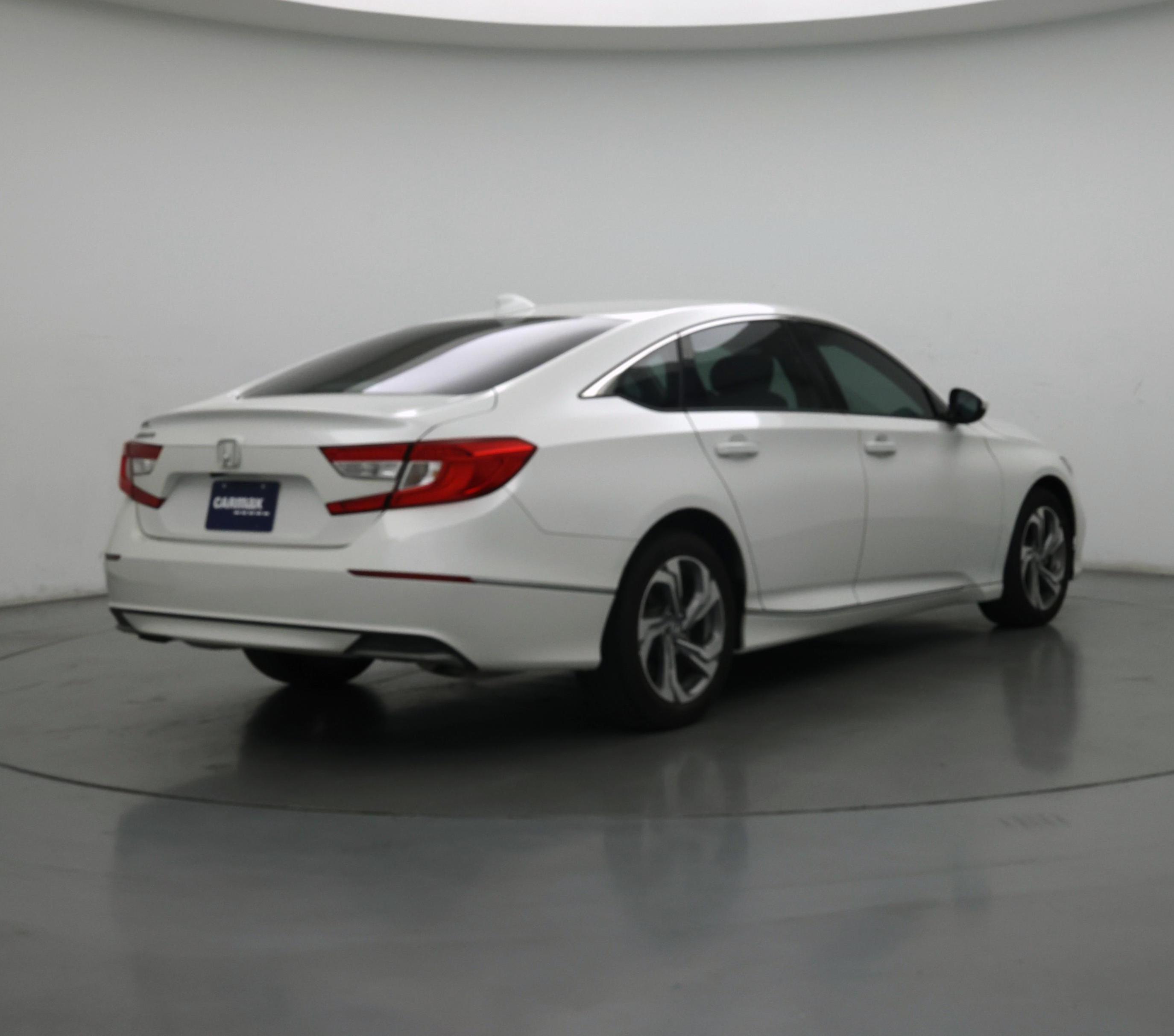 Thumbnail: 2018 Honda Accord - 8