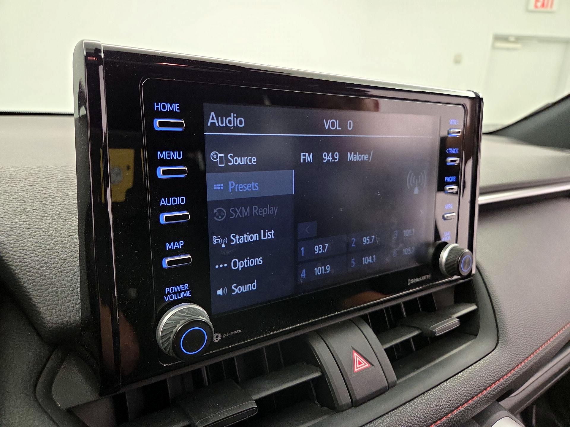 Thumbnail: 2021 Toyota RAV4 - 15