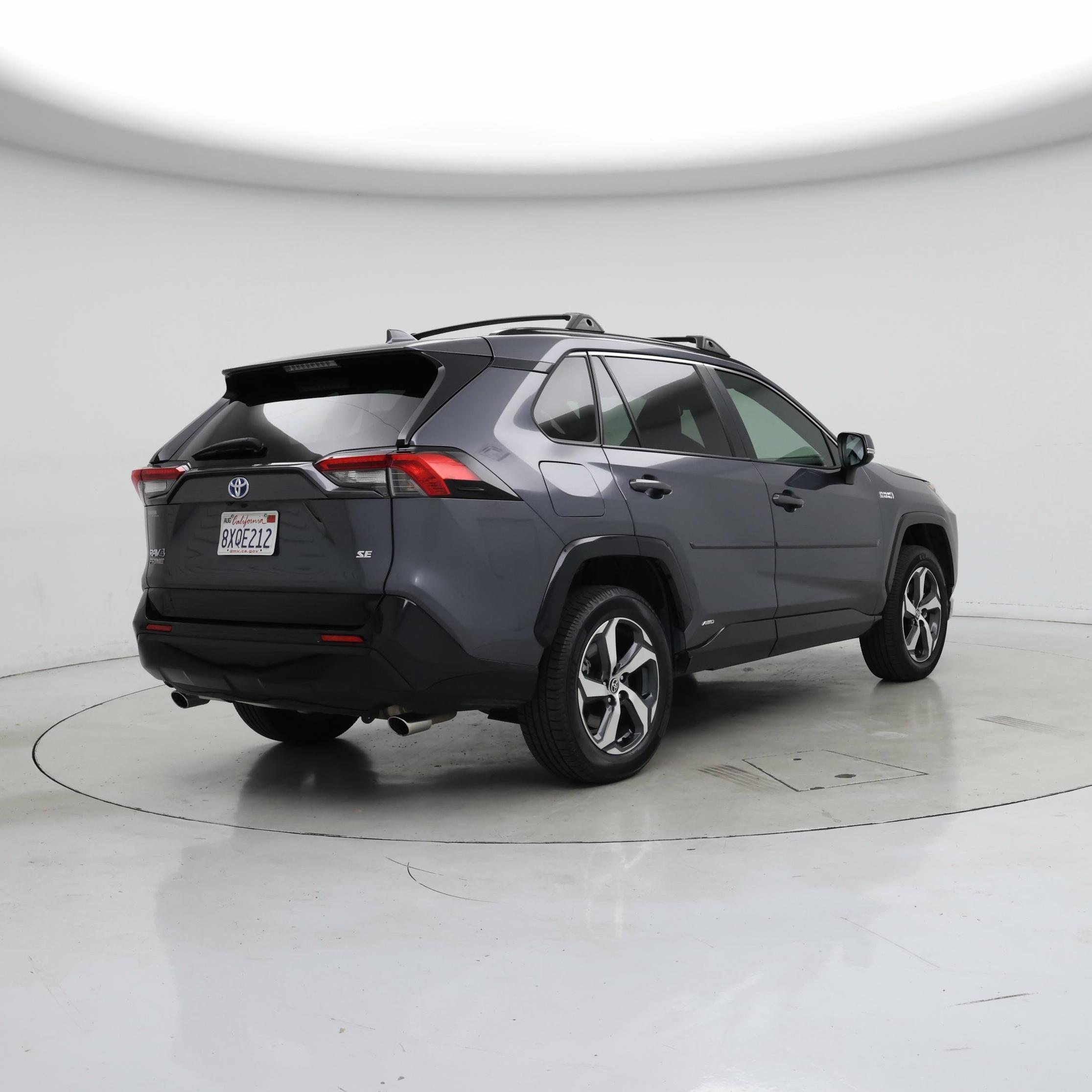 Thumbnail: 2021 Toyota RAV4 - 8