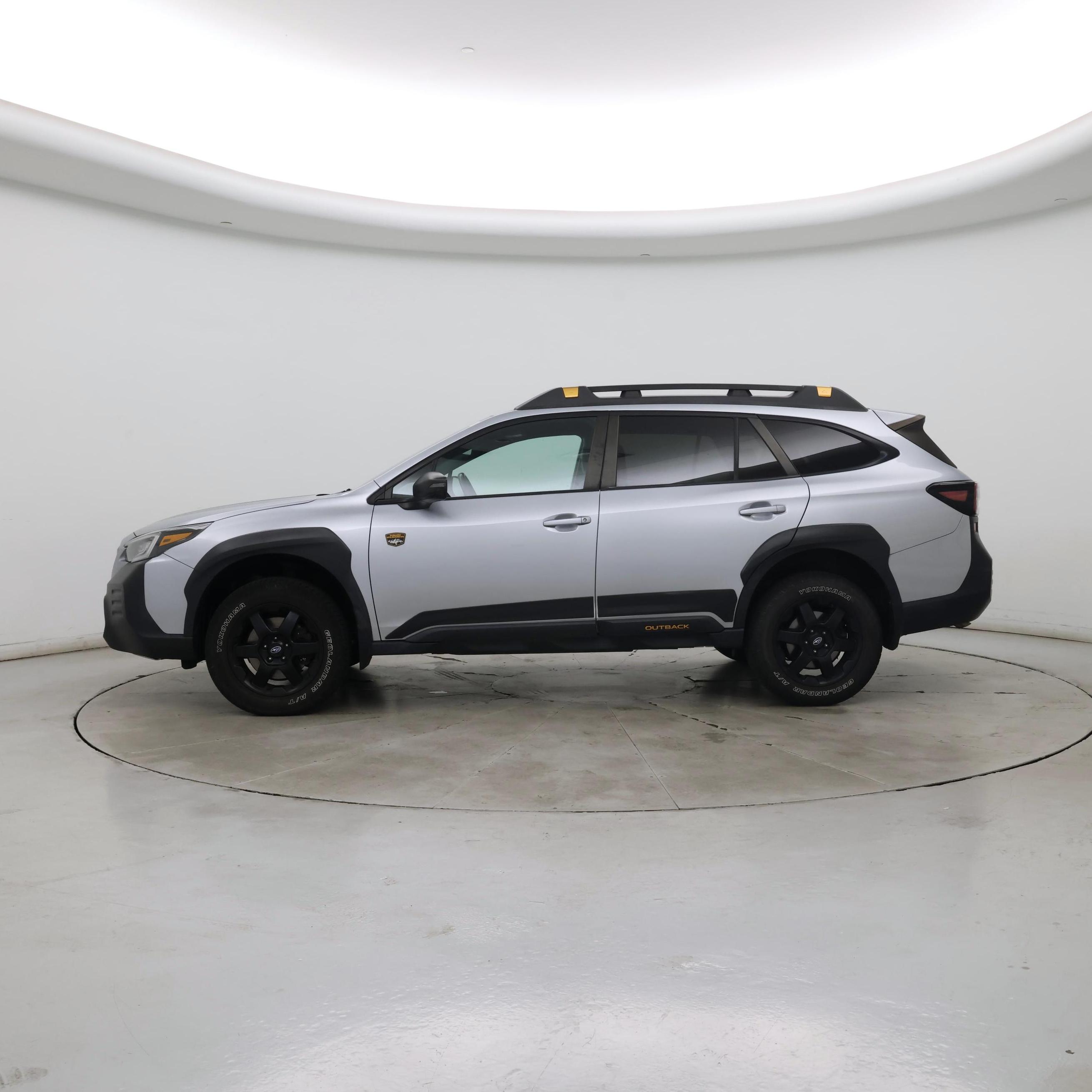 Thumbnail: 2022 Subaru Outback - 3
