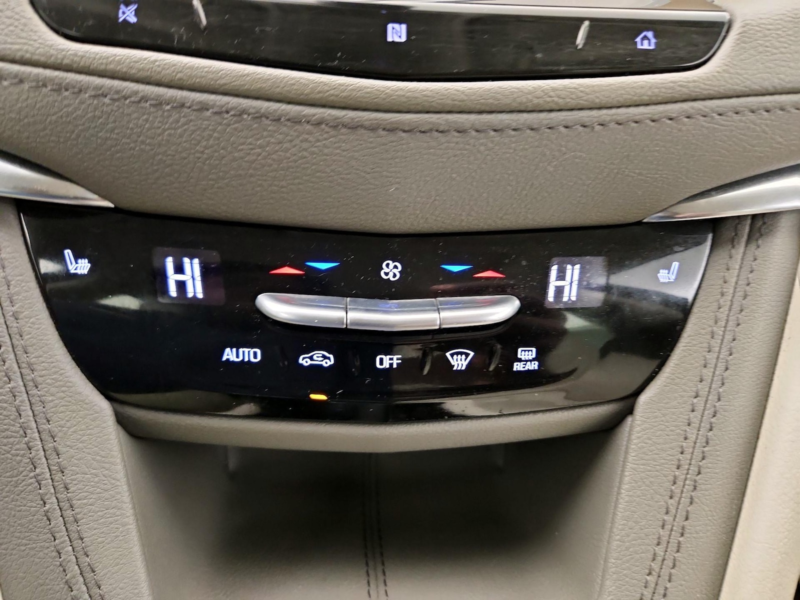 2020 Cadillac XT5 Premium Luxury - Photo 17