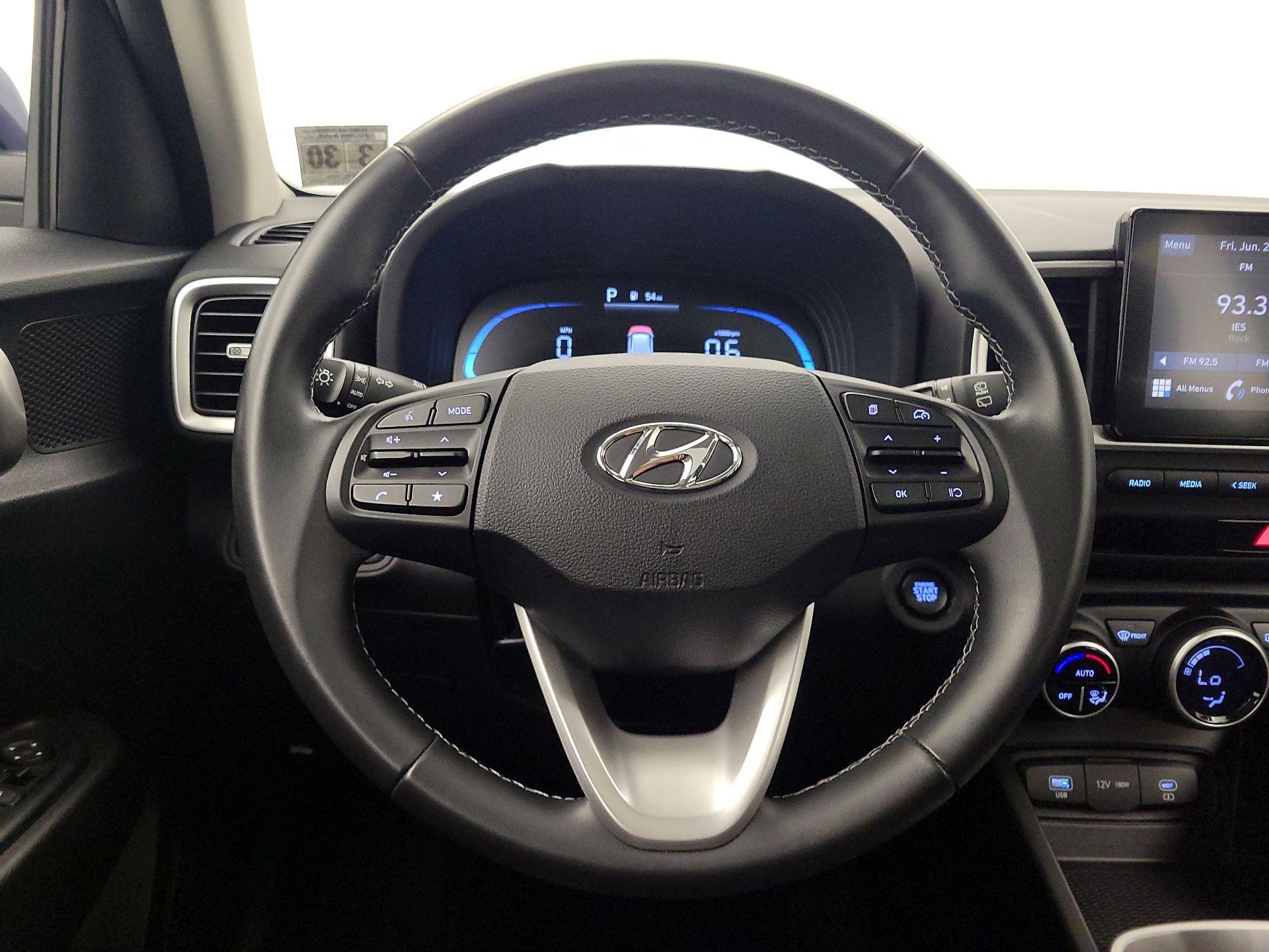 Thumbnail: 2025 Hyundai Venue - 10