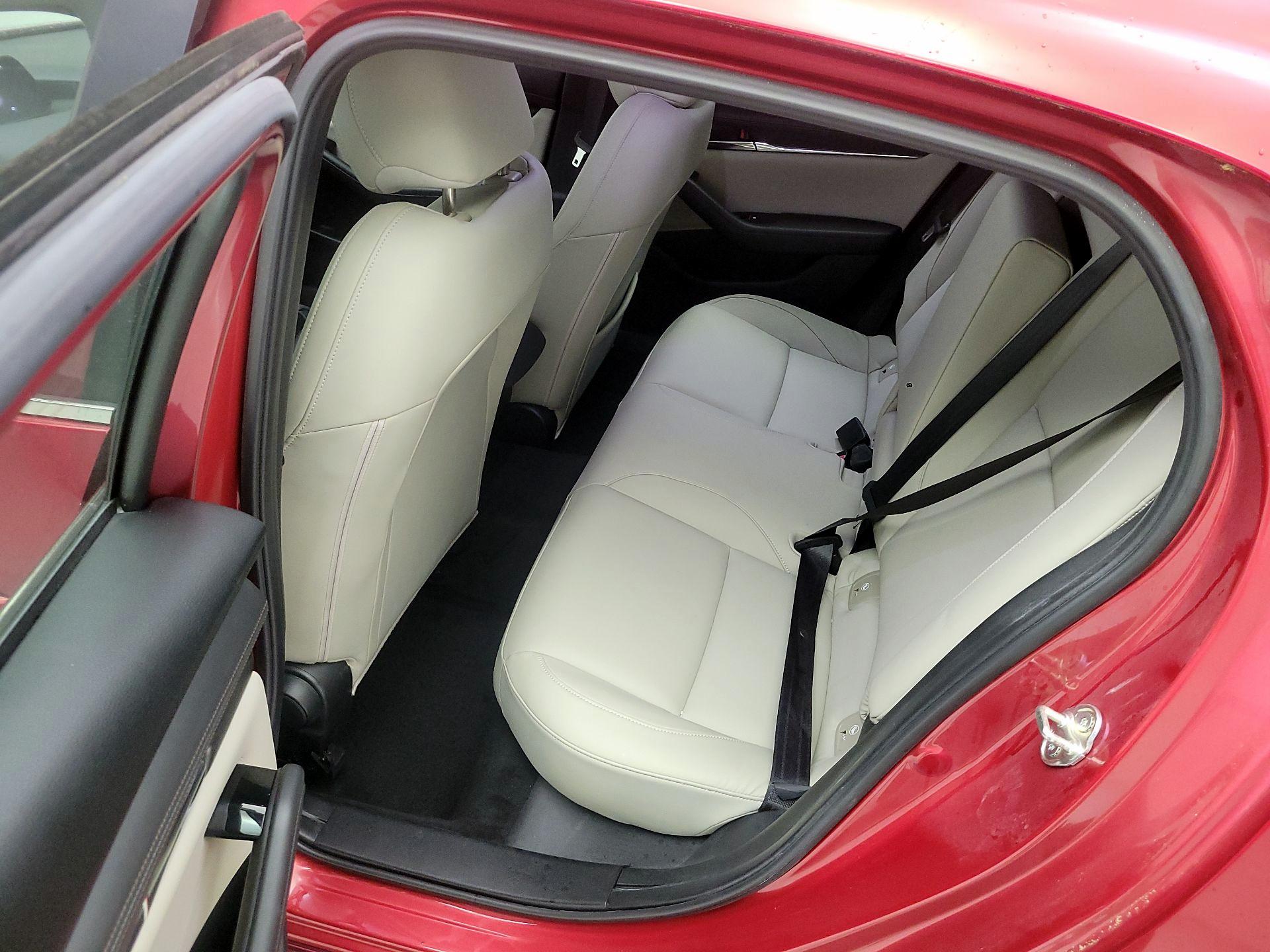 Thumbnail: 2019 Mazda Mazda3 - 19