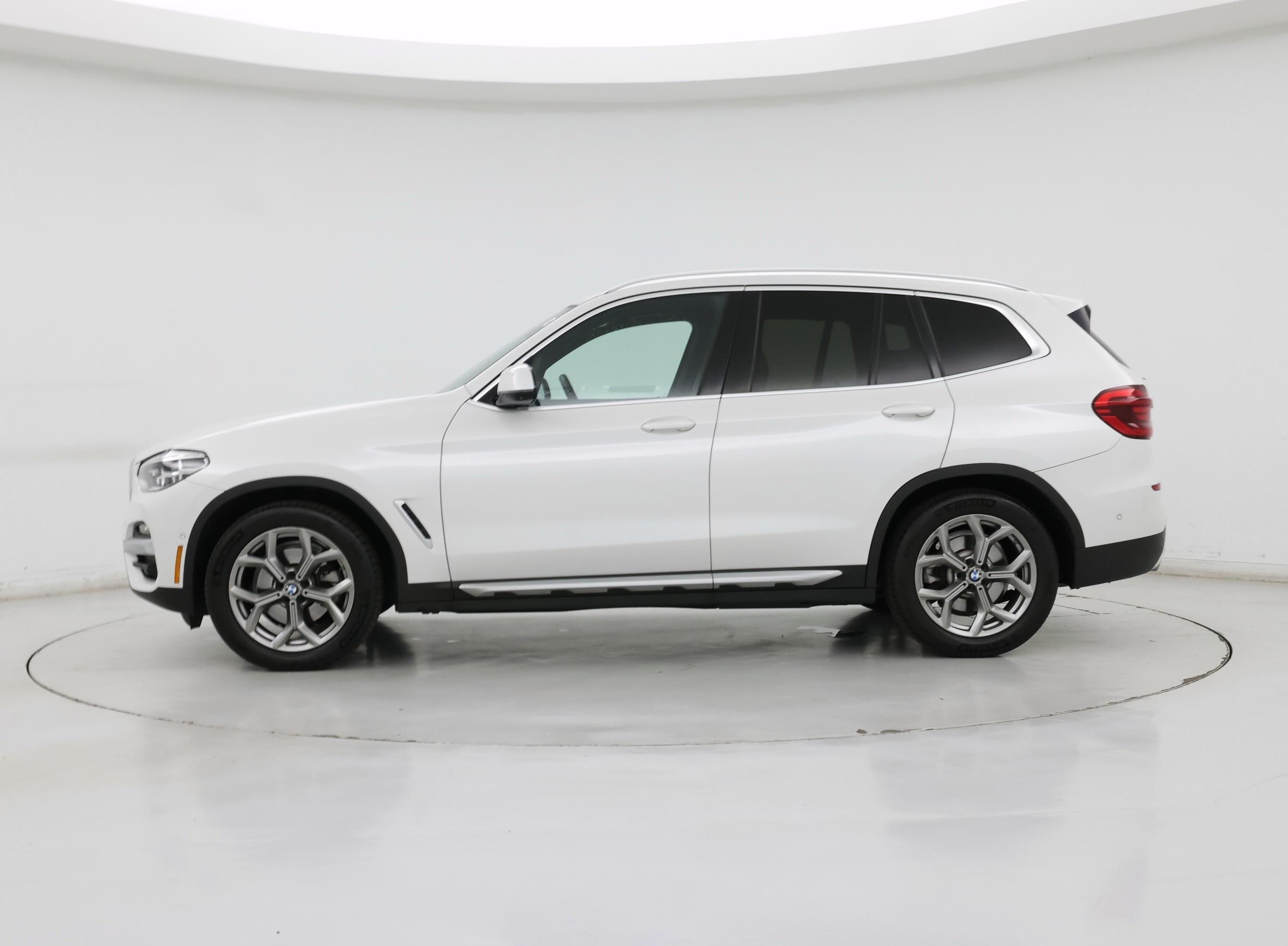 Thumbnail: 2021 BMW X3 - 3
