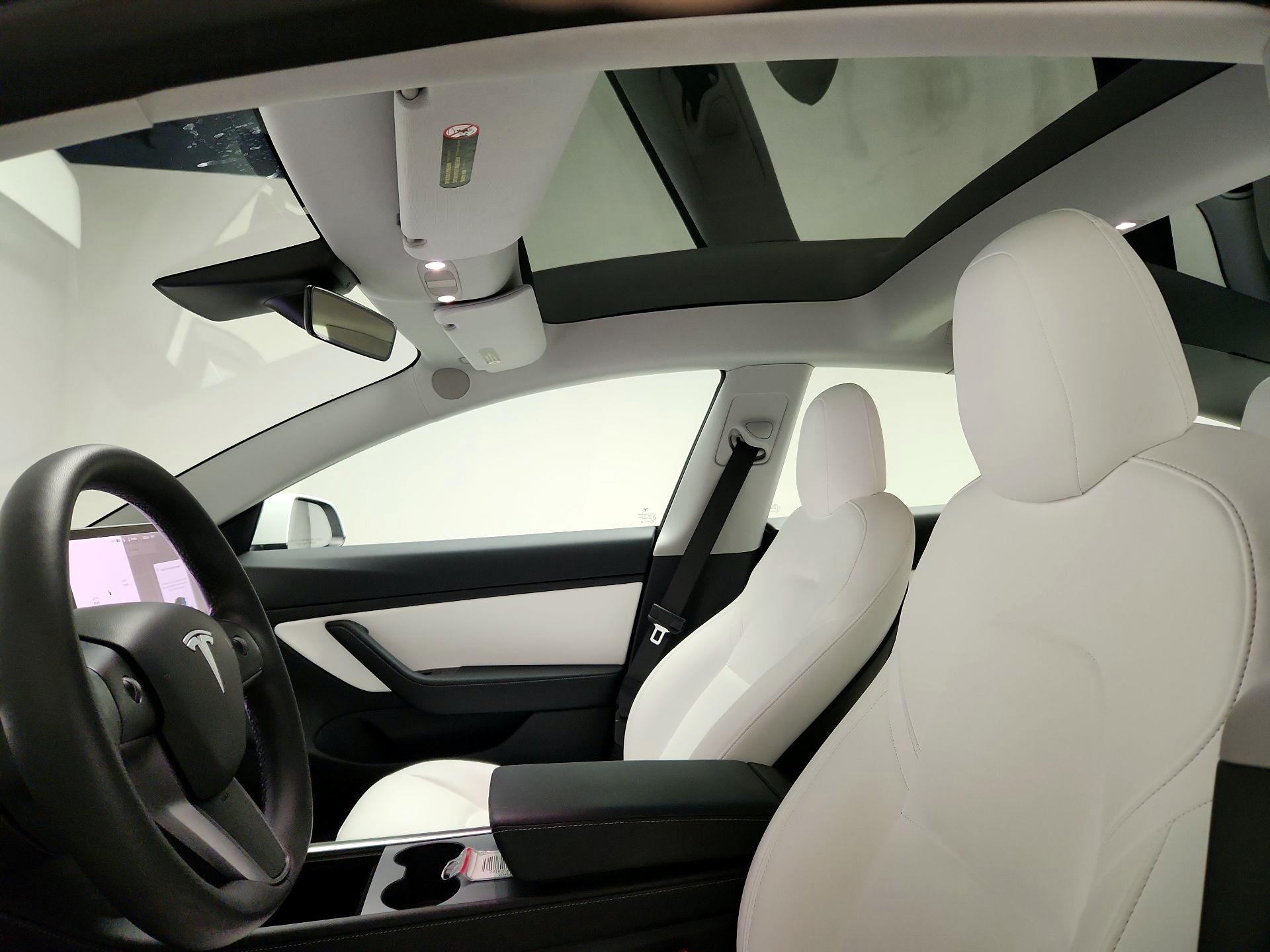 Thumbnail: 2021 Tesla Model 3 - 18