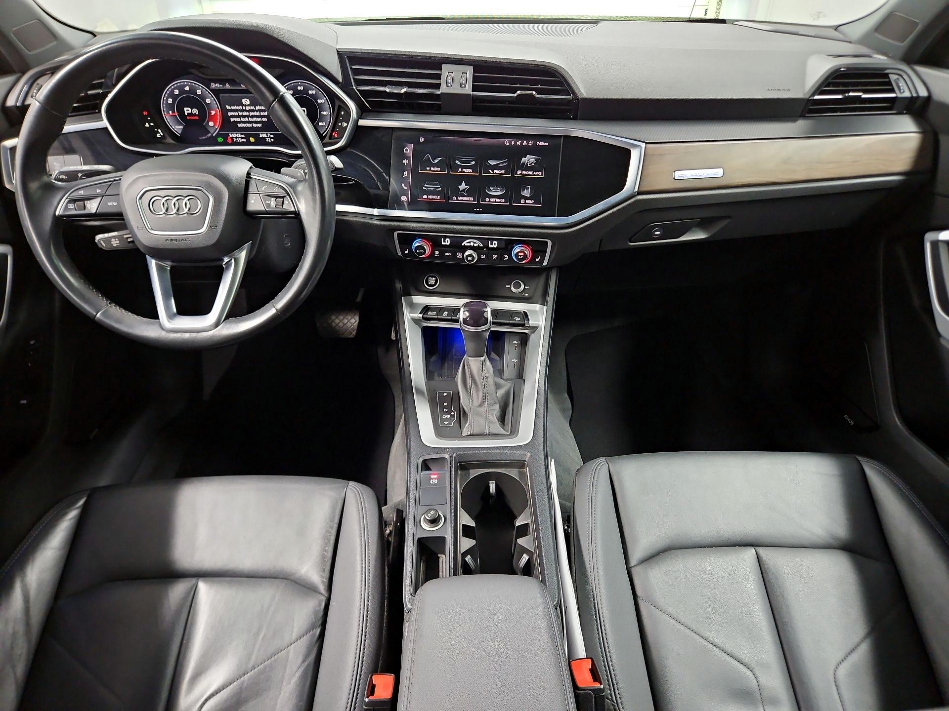 Thumbnail: 2022 Audi Q3 - 9