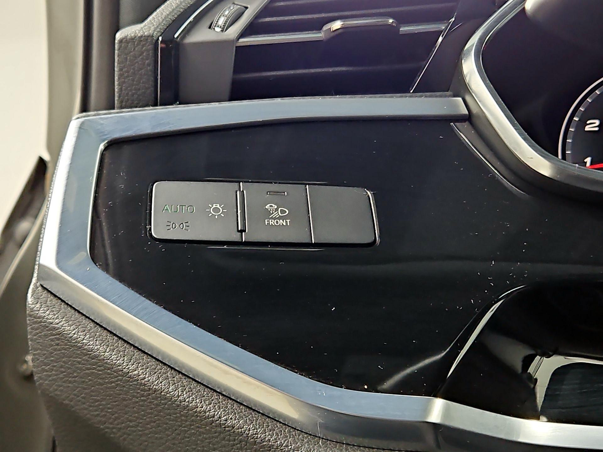 Thumbnail: 2022 Audi Q3 - 13