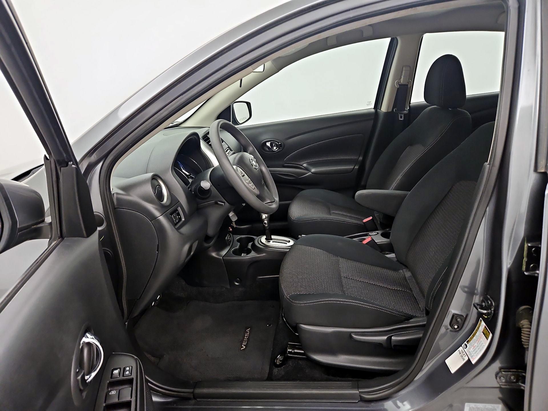 Thumbnail: 2018 Nissan Versa - 11