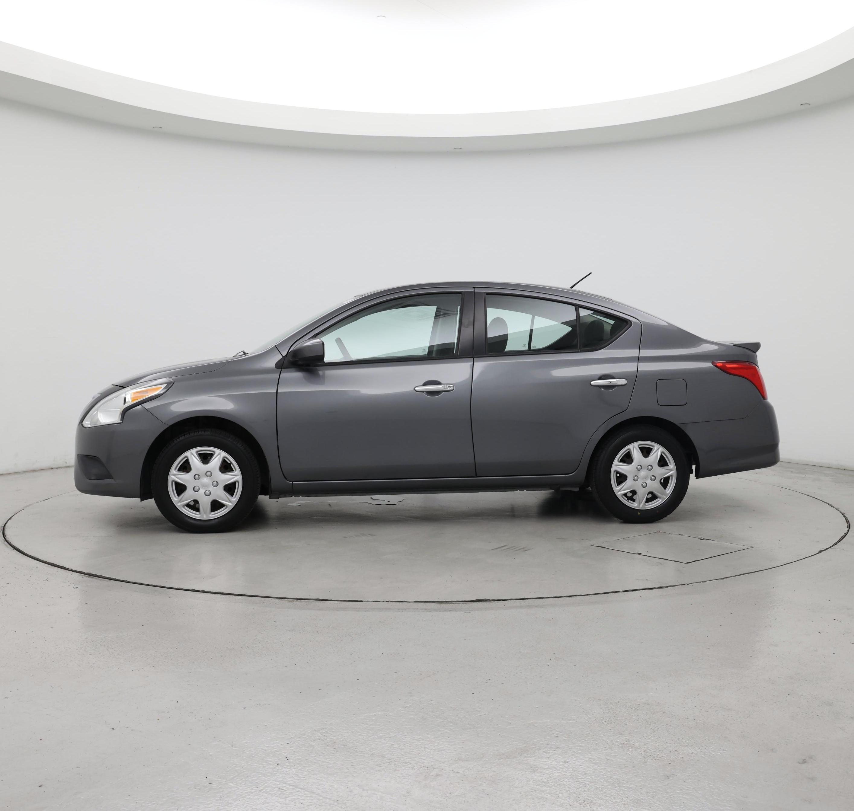 Thumbnail: 2018 Nissan Versa - 3