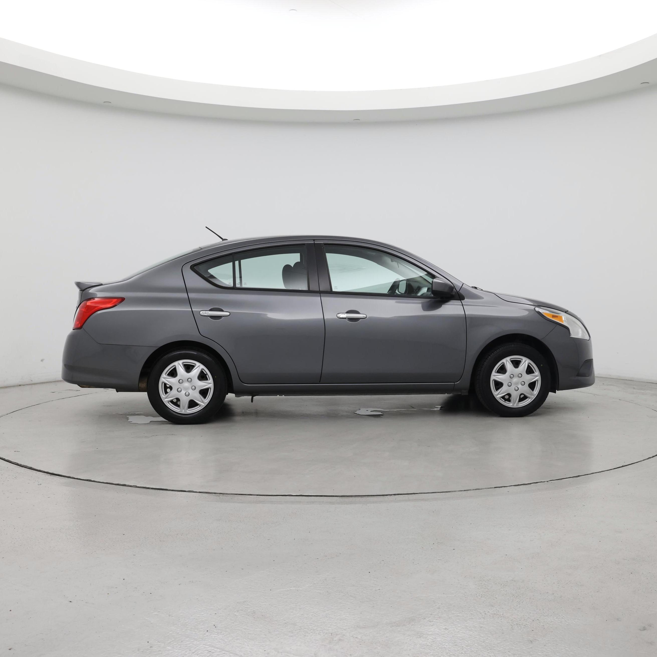Thumbnail: 2018 Nissan Versa - 7