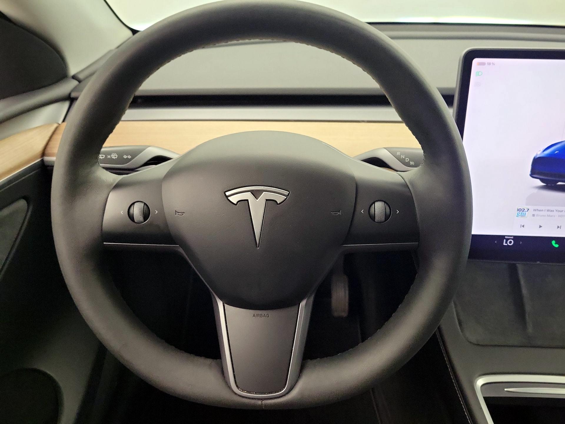 Thumbnail: 2023 Tesla Model Y - 10