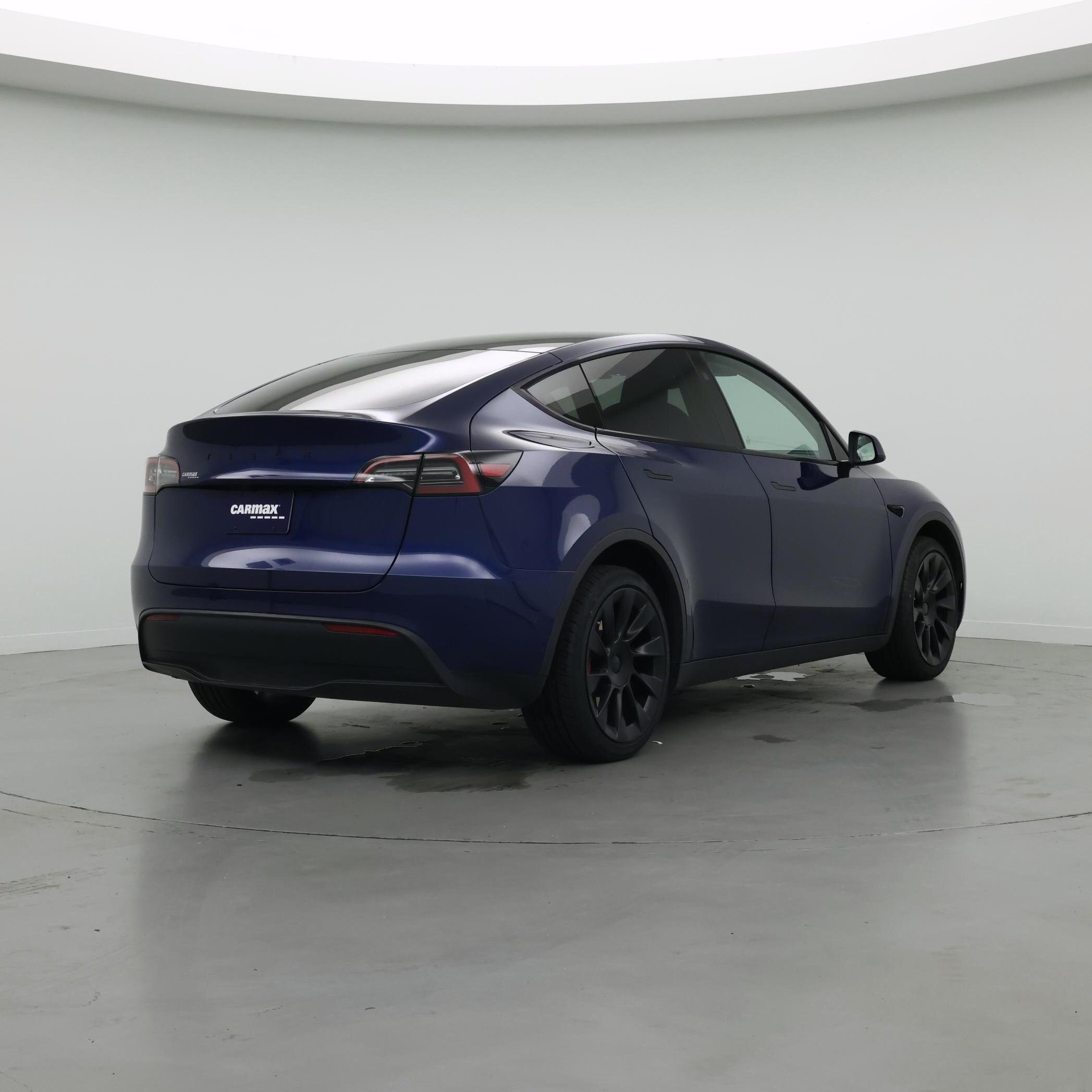 Thumbnail: 2023 Tesla Model Y - 8