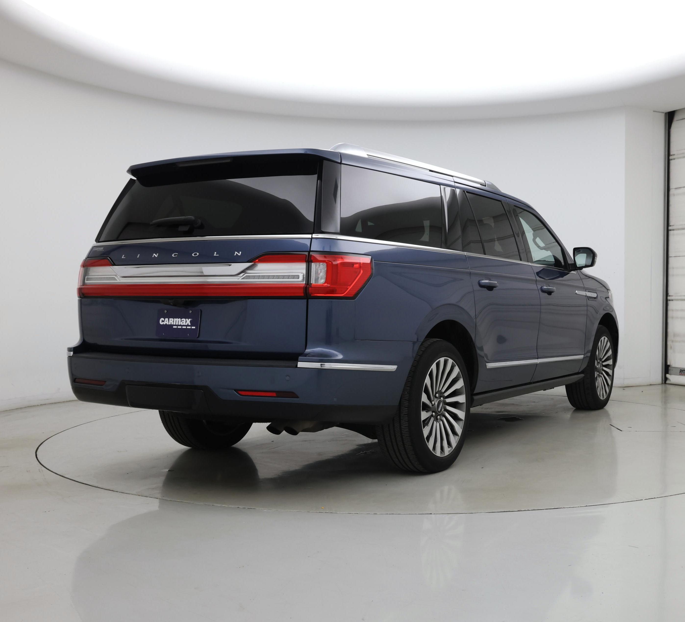 Thumbnail: 2020 Lincoln Navigator L - 8