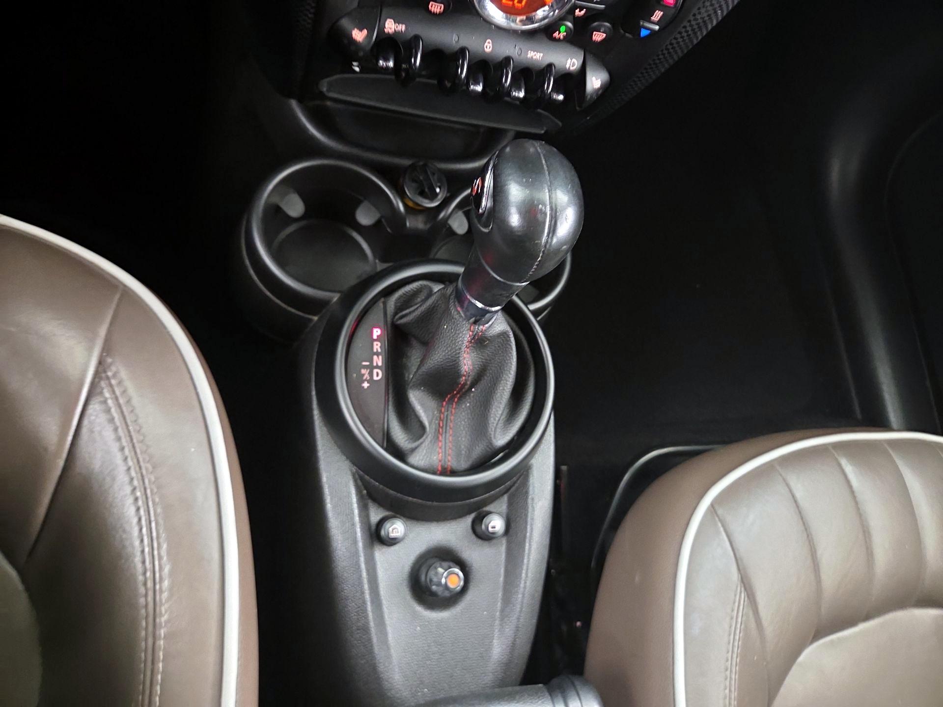 Thumbnail: 2016 MINI Cooper Countryman - 15