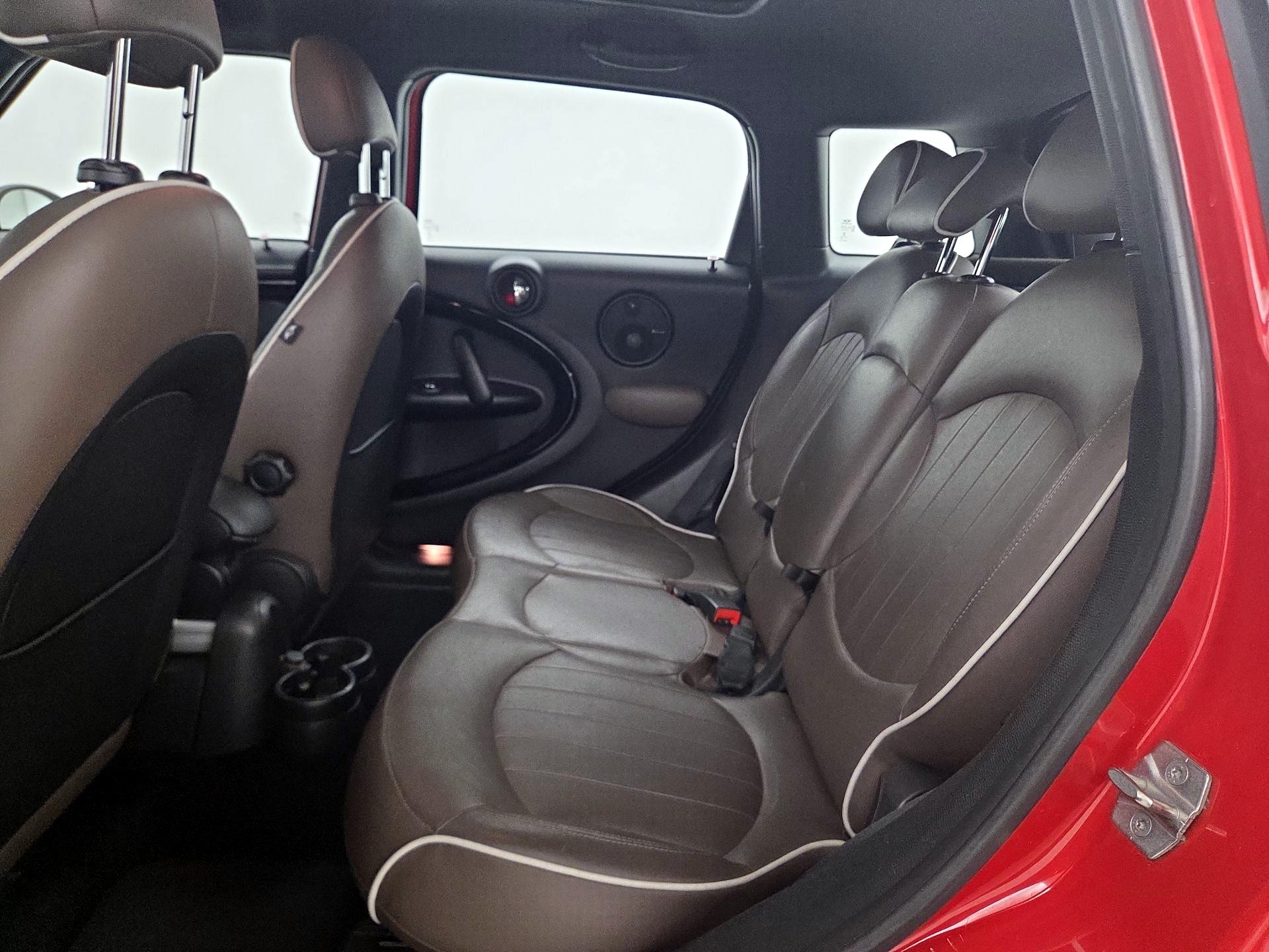 Thumbnail: 2016 MINI Cooper Countryman - 18