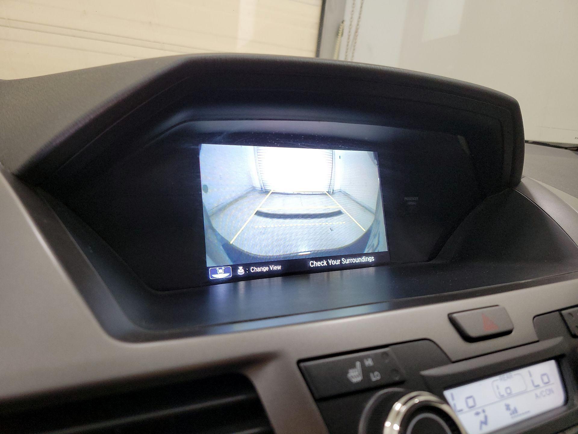 Thumbnail: 2016 Honda Odyssey - 15