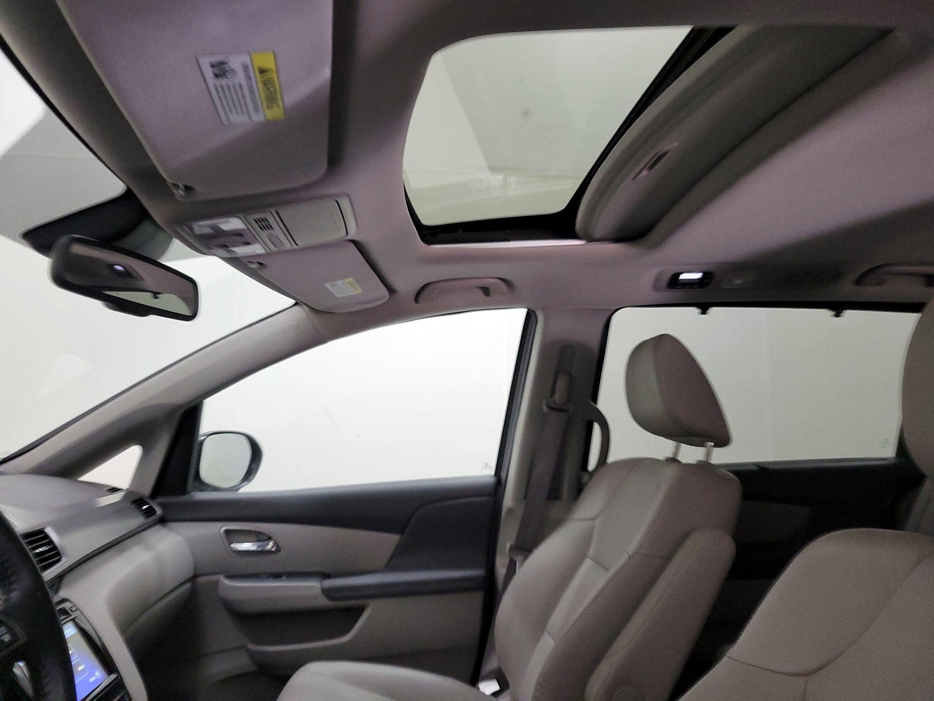 Thumbnail: 2016 Honda Odyssey - 20