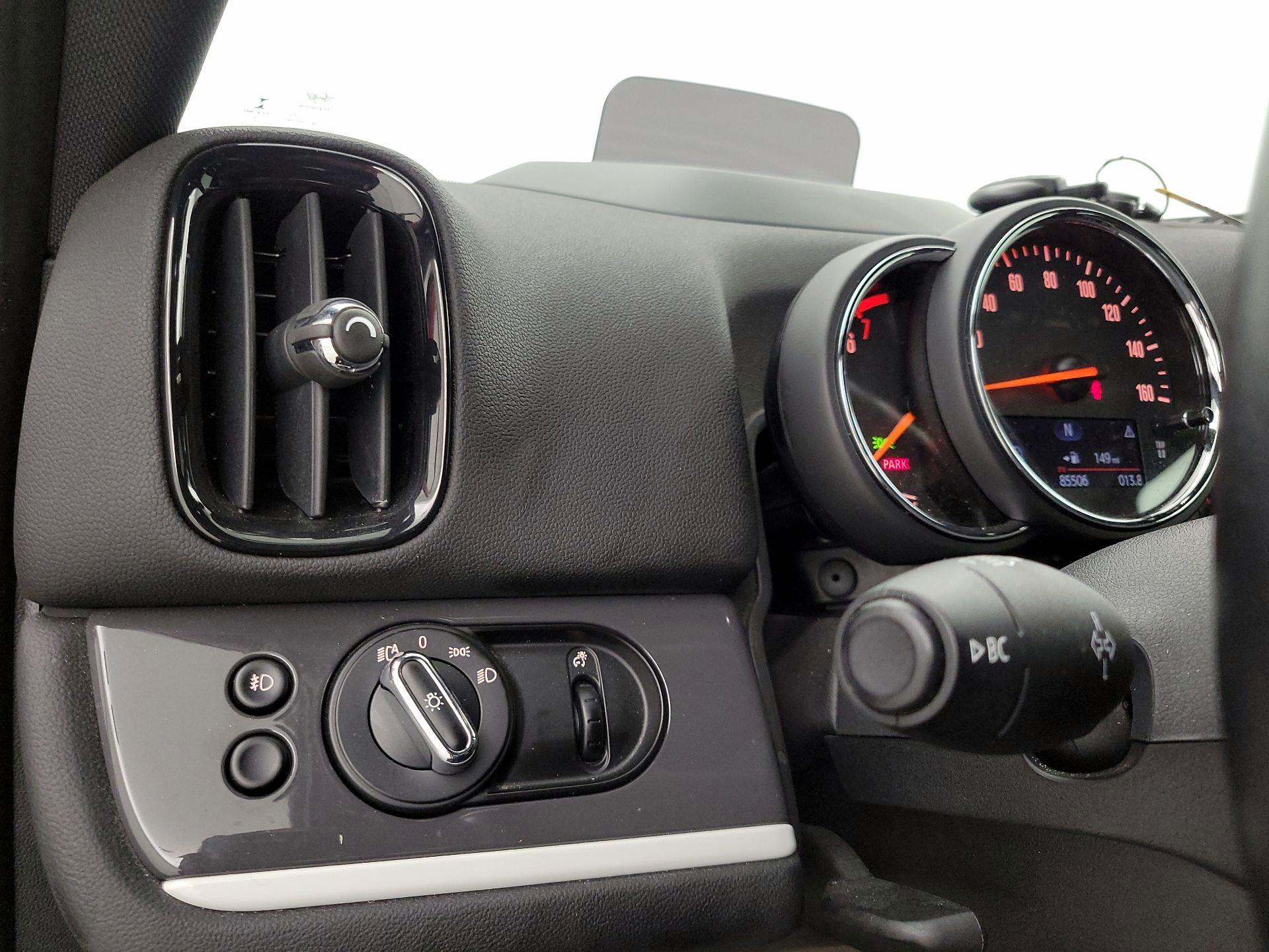 Thumbnail: 2017 MINI Cooper Countryman - 13