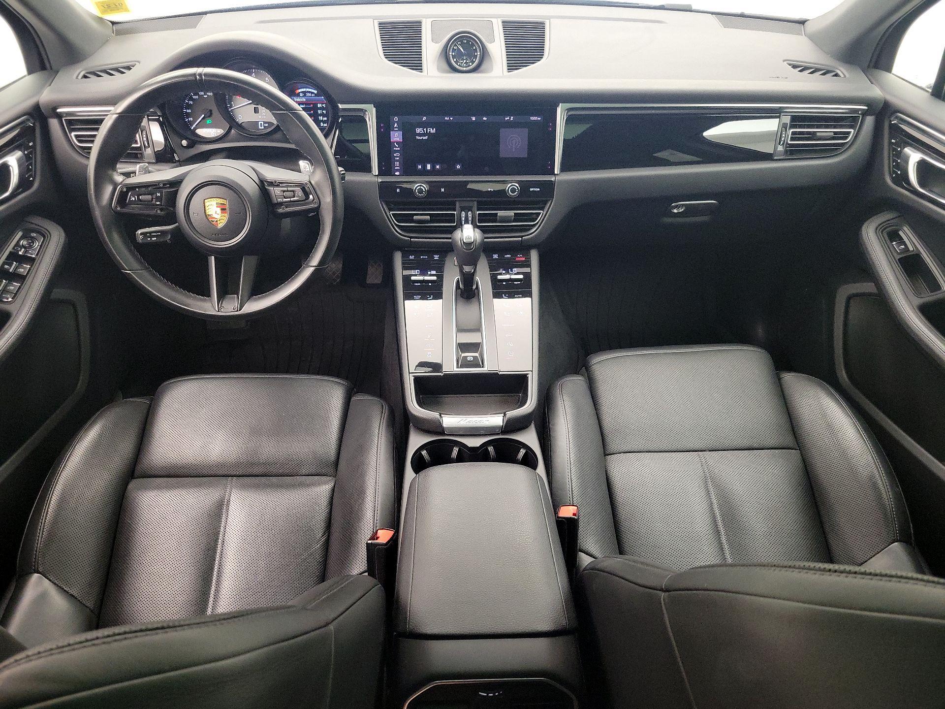 Thumbnail: 2022 Porsche Macan - 9