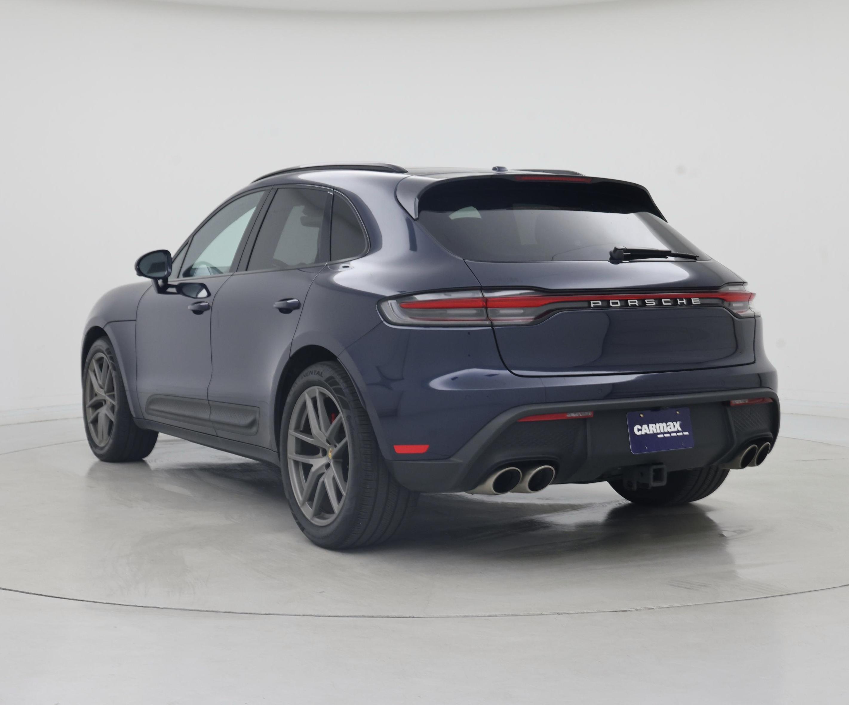 Thumbnail: 2022 Porsche Macan - 2