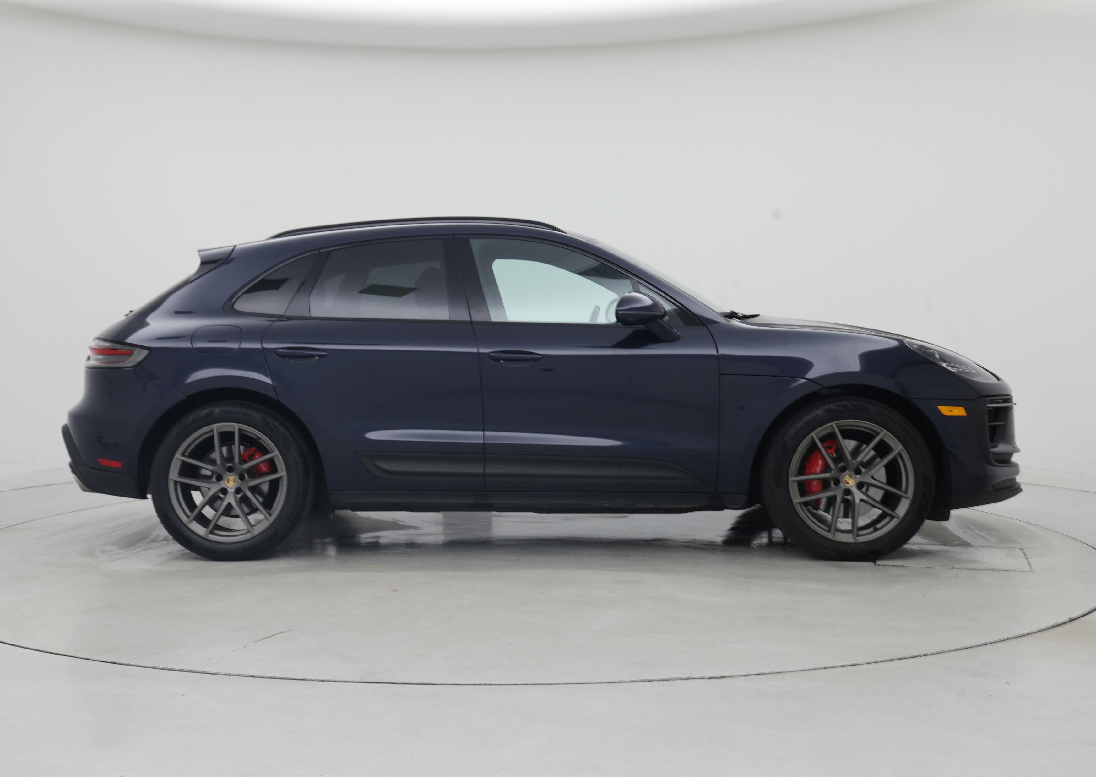 Thumbnail: 2022 Porsche Macan - 7