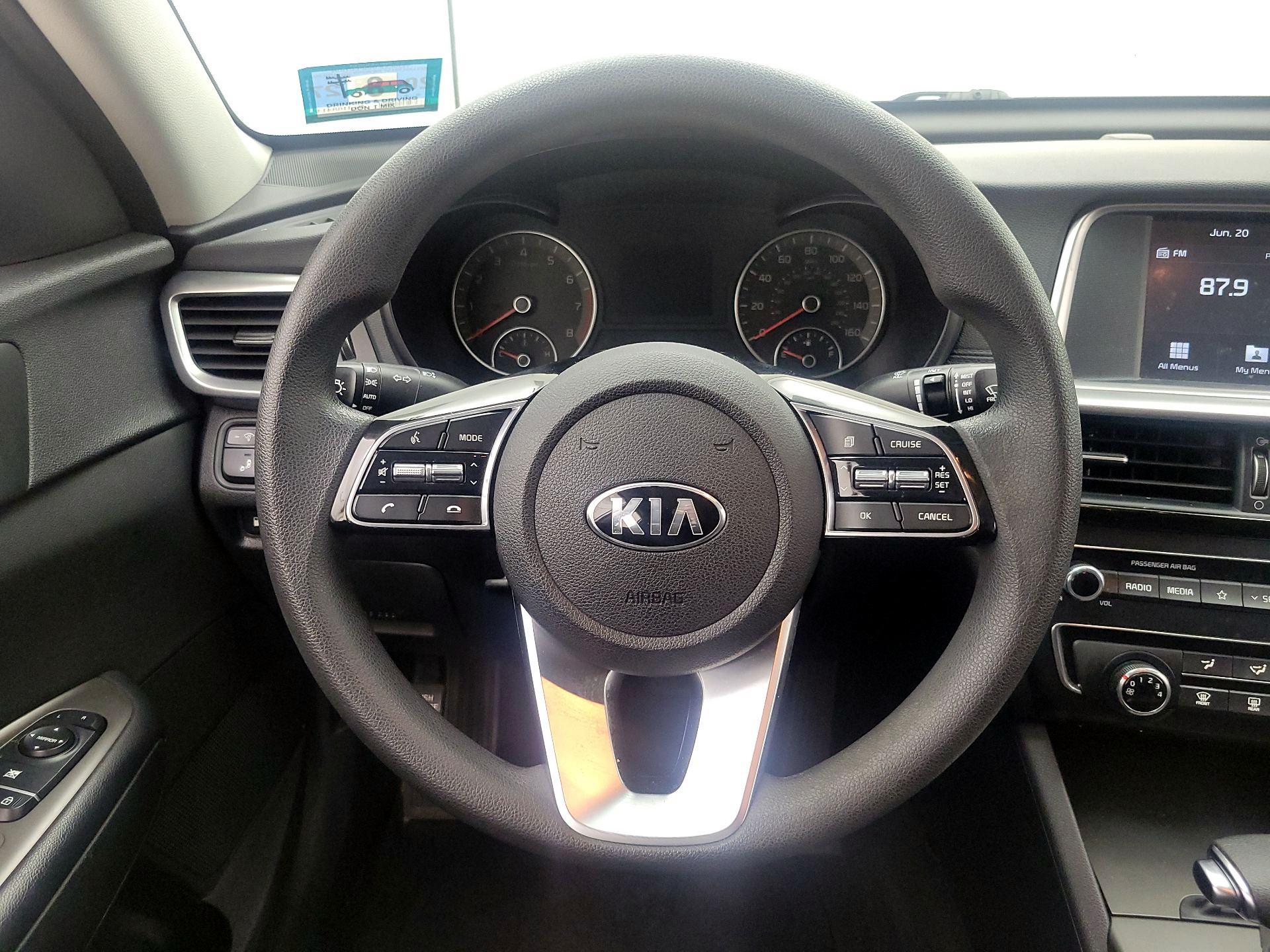 Thumbnail: 2020 Kia Optima - 10