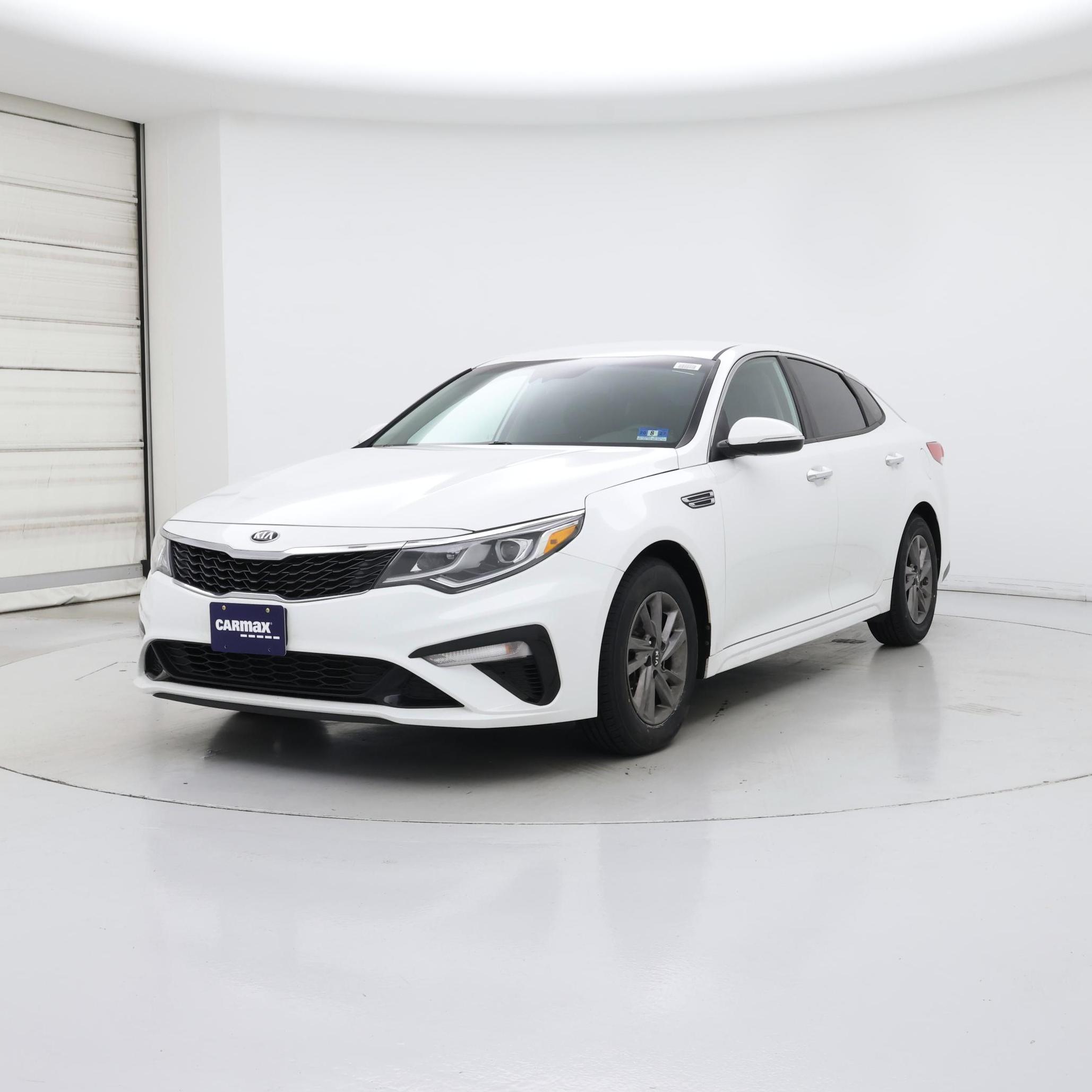 Thumbnail: 2020 Kia Optima - 4