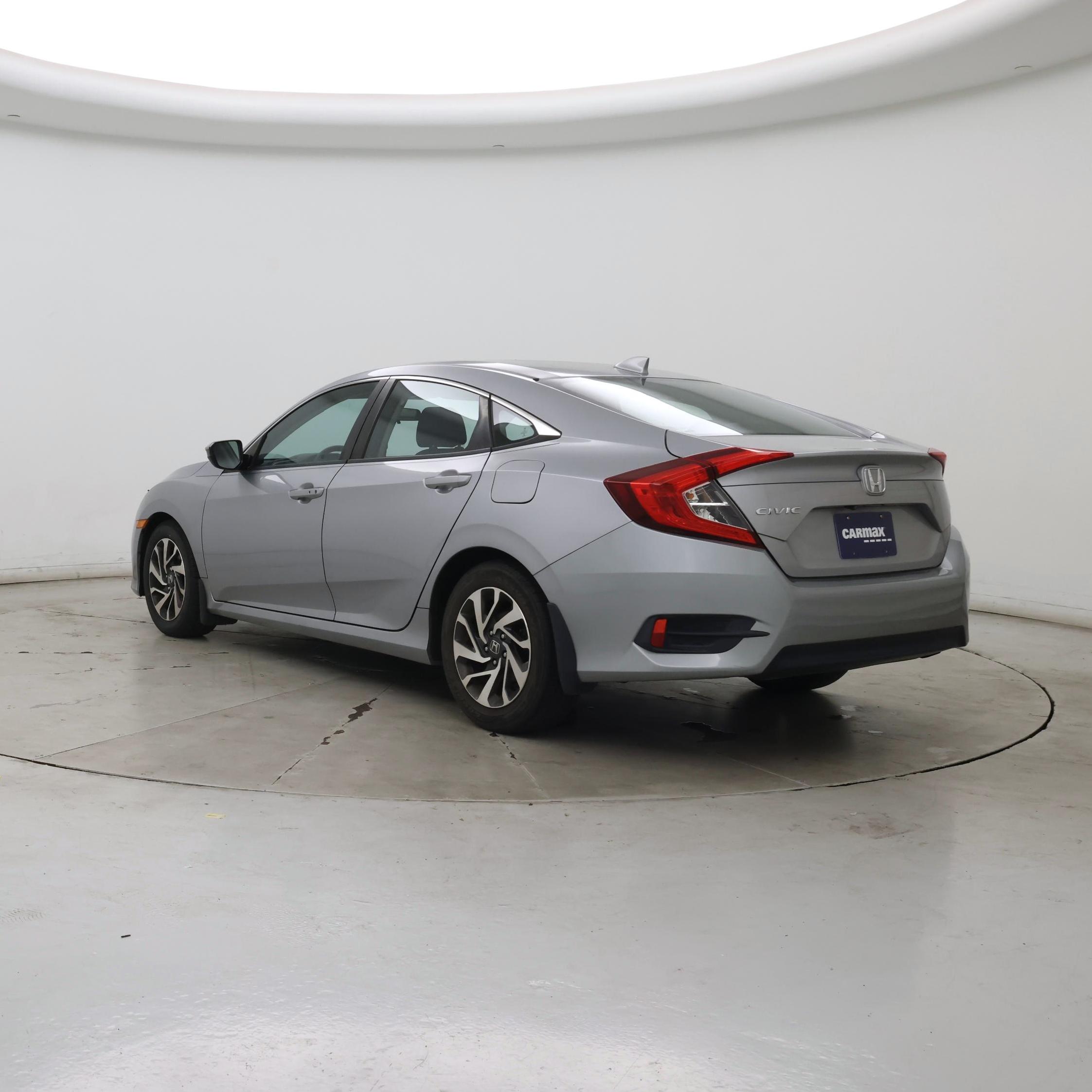 Thumbnail: 2017 Honda Civic - 2