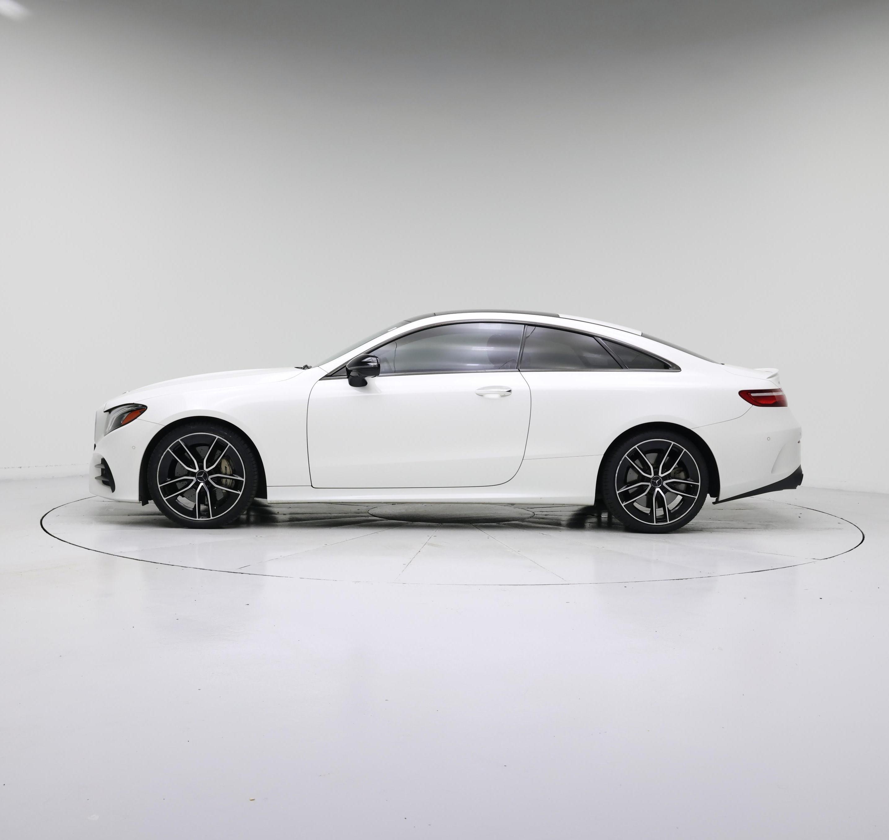 Thumbnail: 2019 Mercedes-Benz E-Class - 3