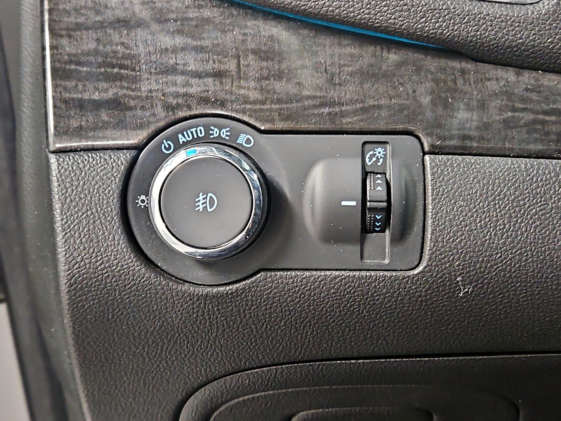 Thumbnail: 2016 Buick Encore - 13