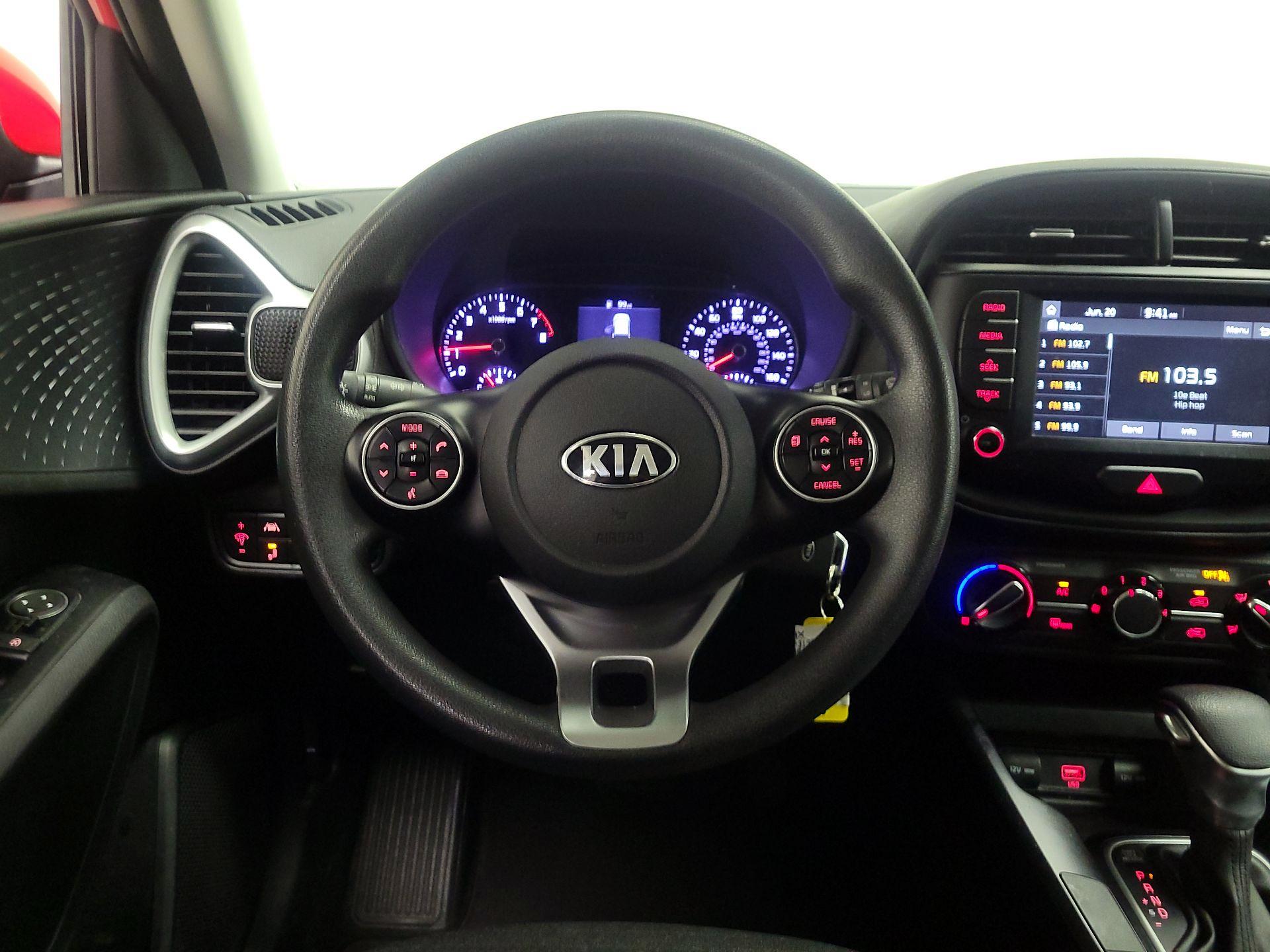 Thumbnail: 2020 Kia Soul - 10