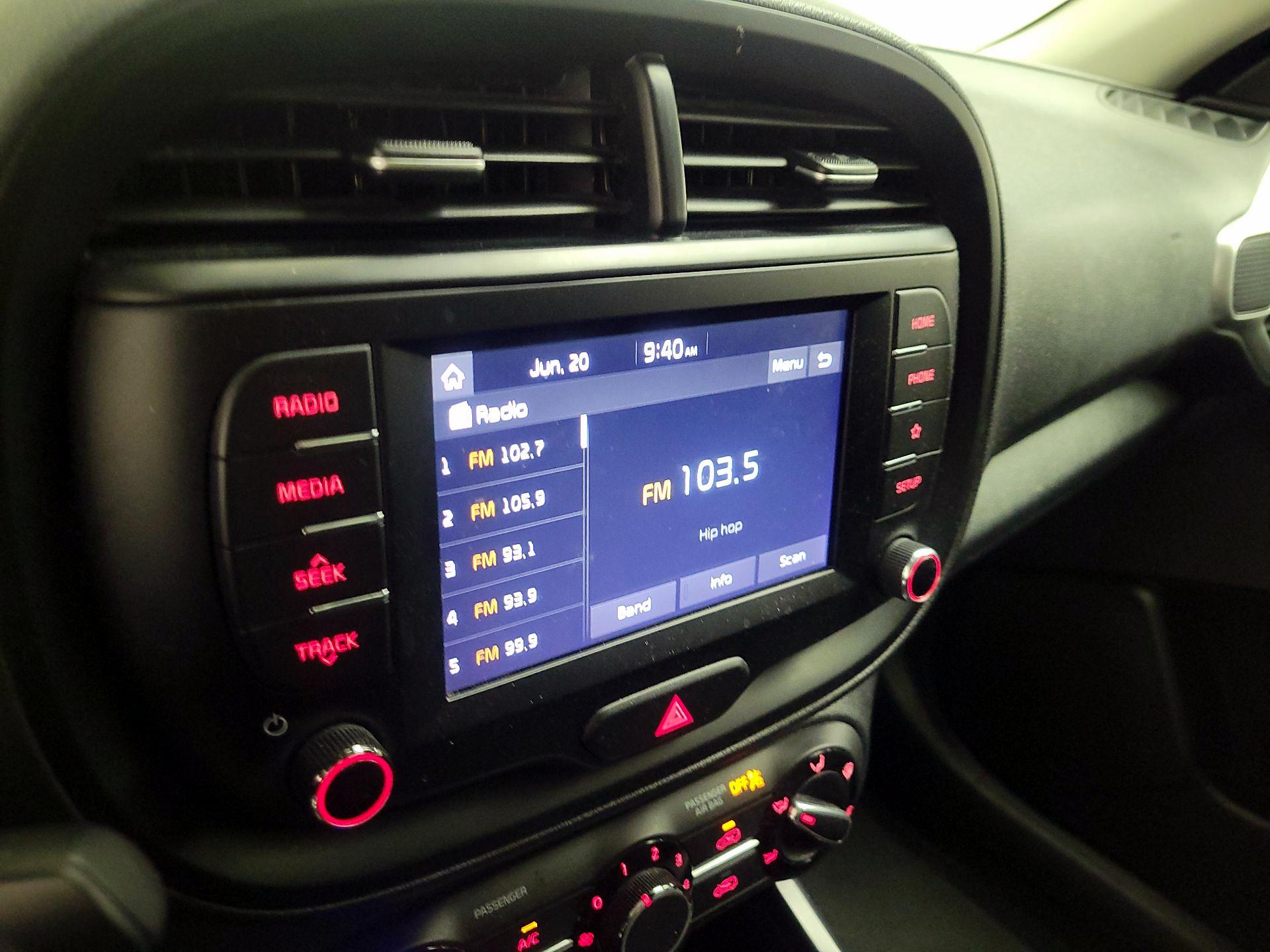 Thumbnail: 2020 Kia Soul - 15